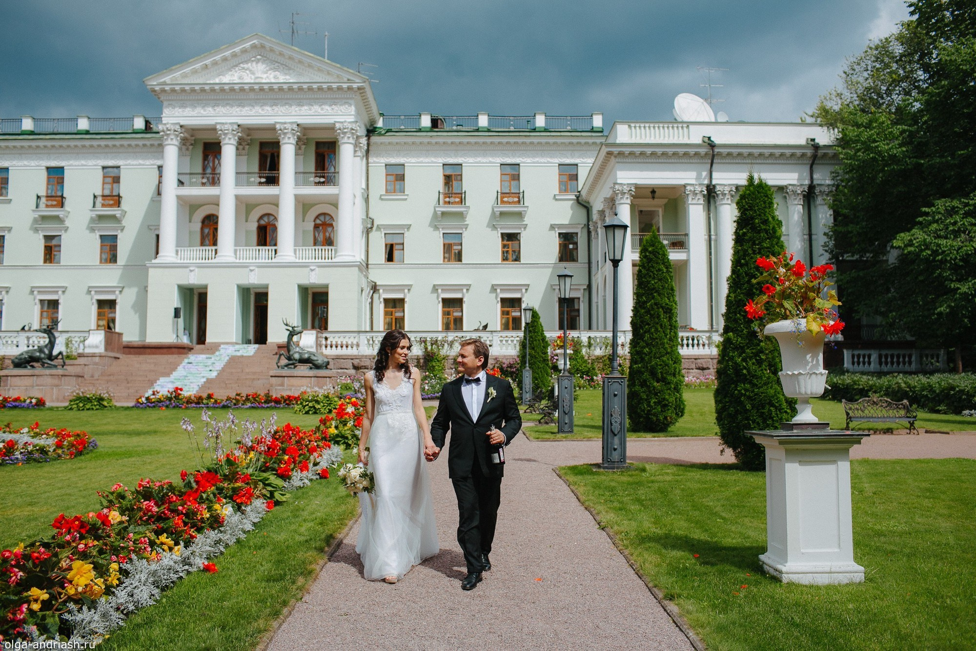 Вечерняя выездная регистрация. Семейный, портретный и свадебный фотограф в Санкт-Петербурге и Москве