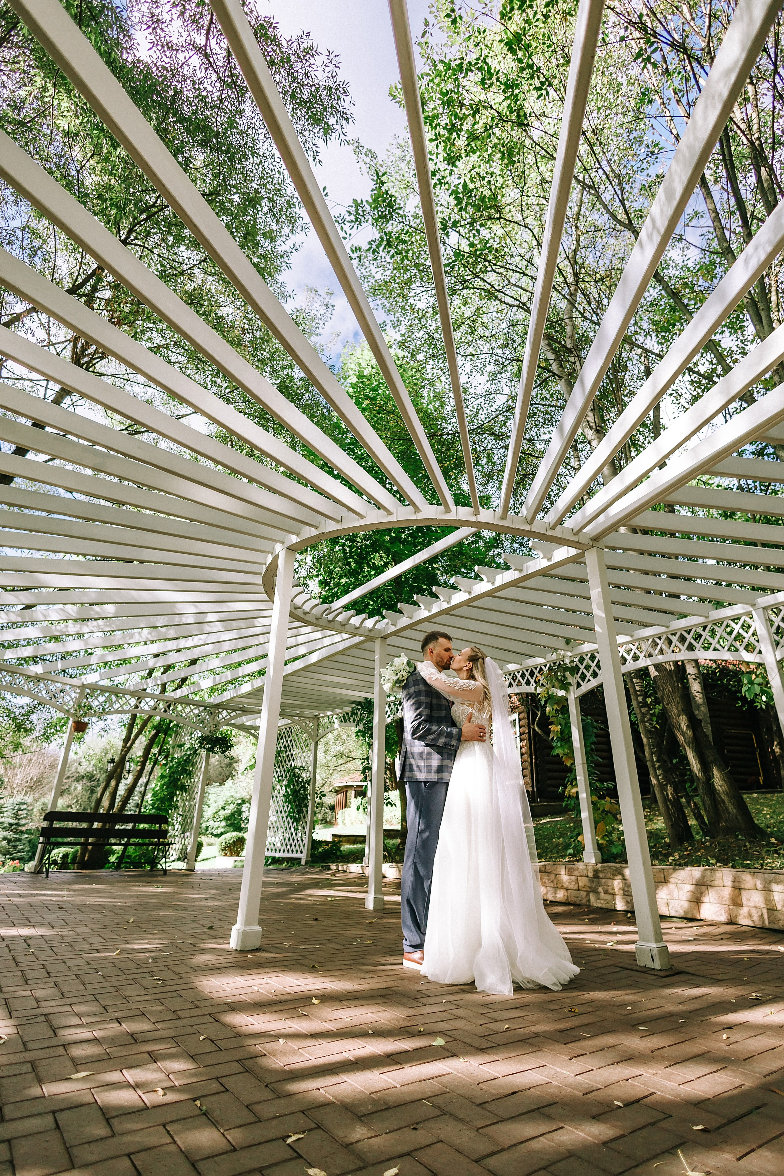 Чувства. Александр Антонов. Профессиональный свадебный, репортажный фотограф в Москве, Подольске. Фото+Видео на любой праздник