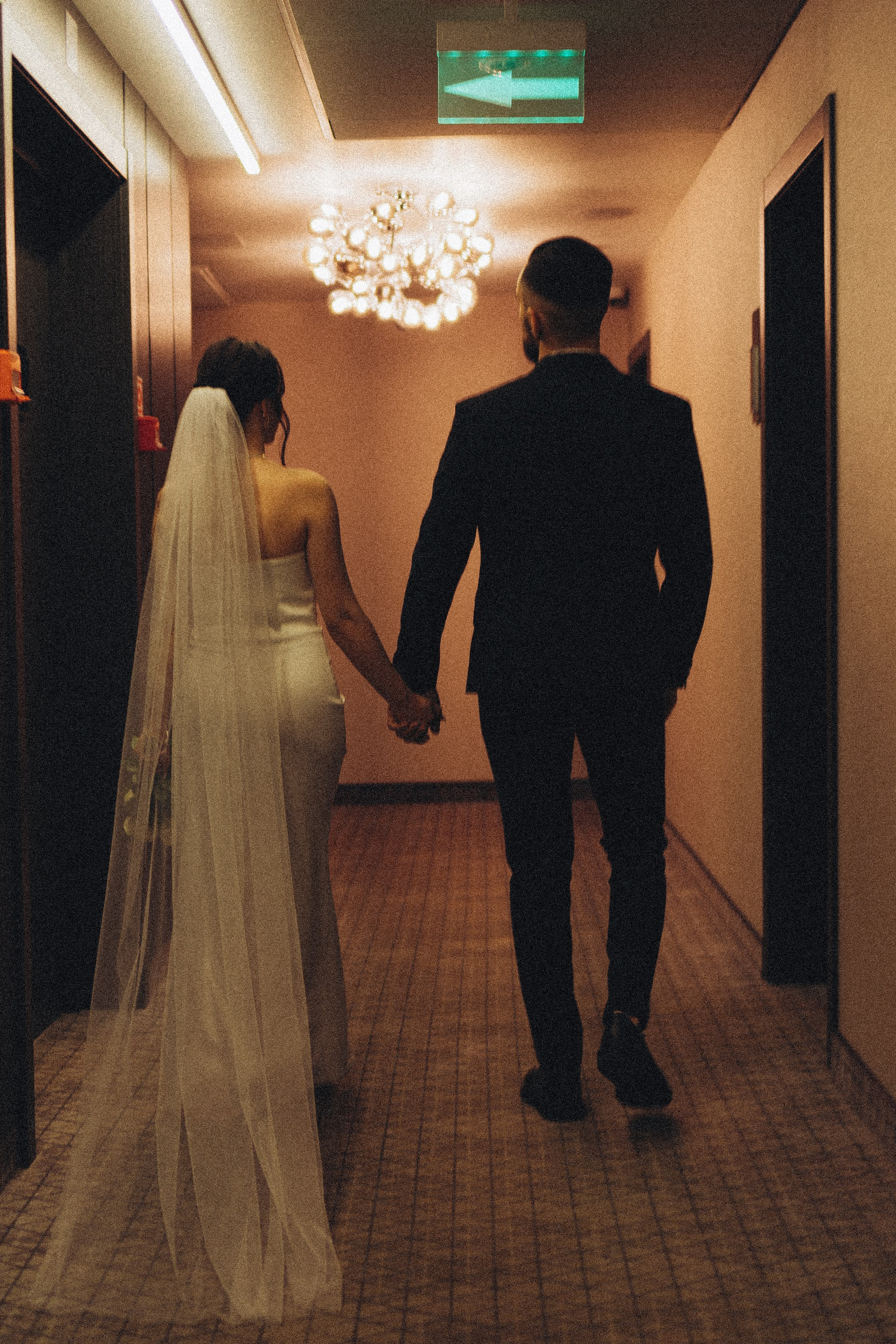 СВАДЕБНАЯ СЬЕМКА СБОРОВ ЖЕНИХА И НЕВЕСТЫ В ОТЕЛЕ И ТАКЖЕ ФОТОСЕССИИЯ В ОТЕЛЕЕ МЕГАПОЛИС БРЯНСК. Профессиональный фотограф, Санкт-Петербург — Виктория Богомолова