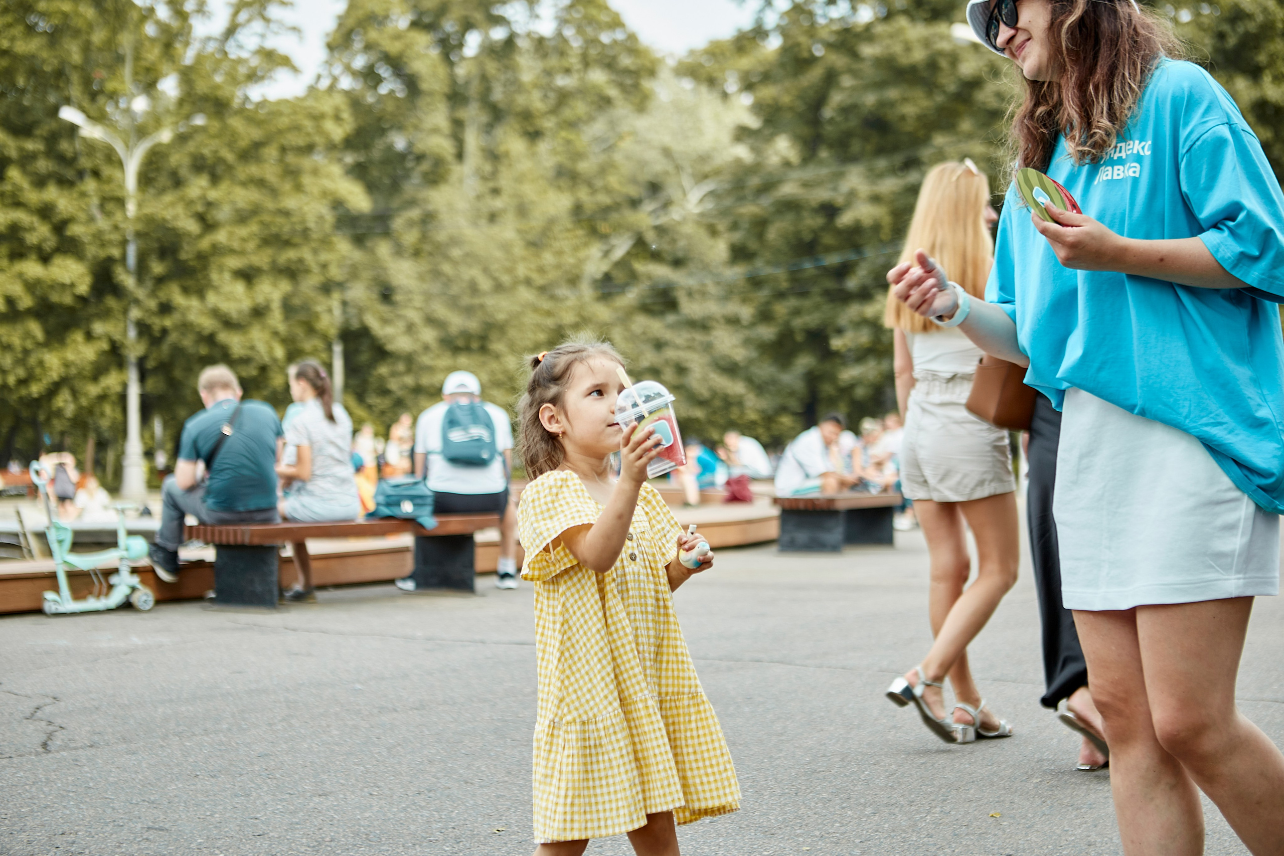 ЯНДЕКС ЛАВКА «АРБУЗНАЯ ФЕЕРИЯ». Фотограф Андрей Егоров