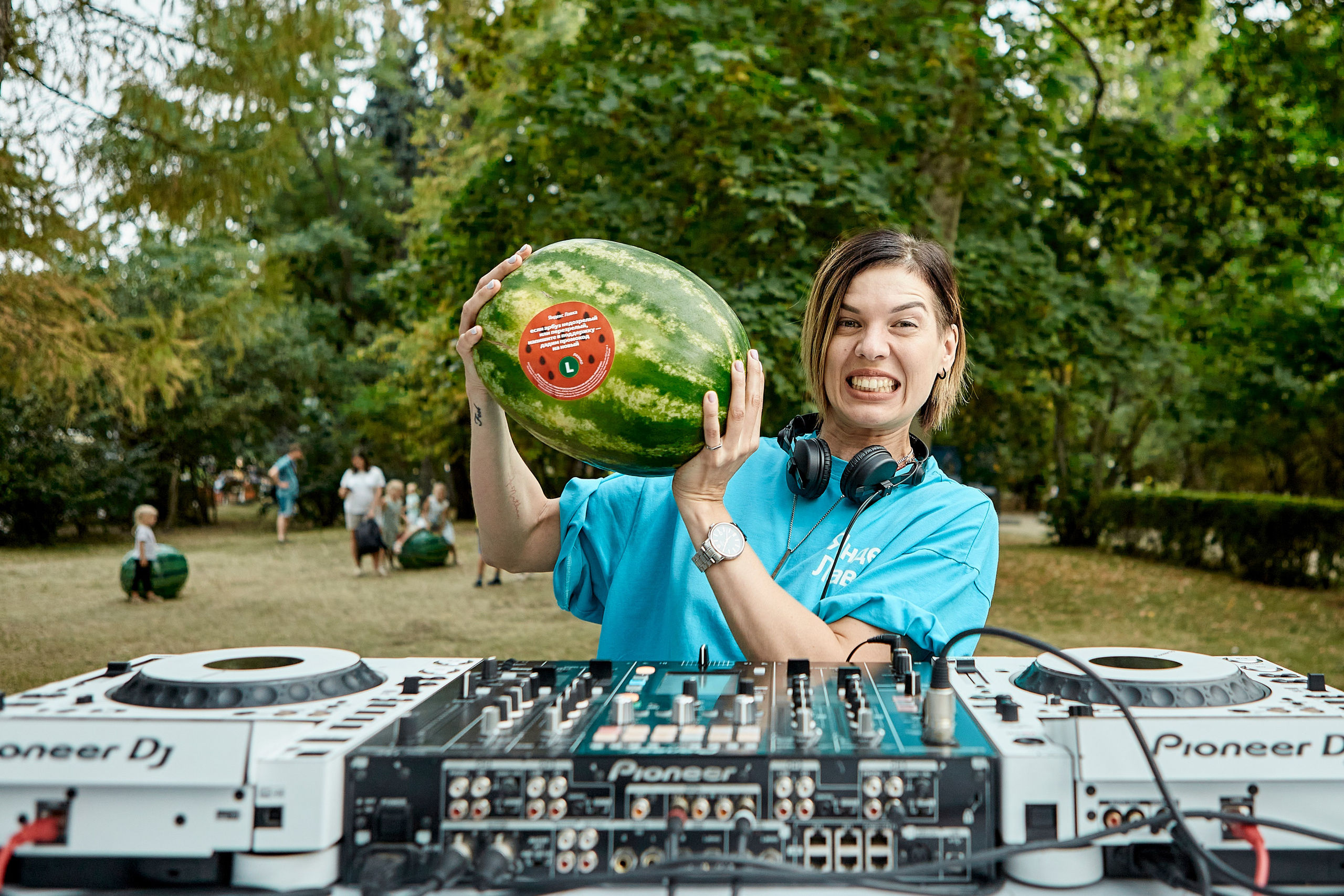 ЯНДЕКС ЛАВКА «АРБУЗНАЯ ФЕЕРИЯ». Фотограф Андрей Егоров