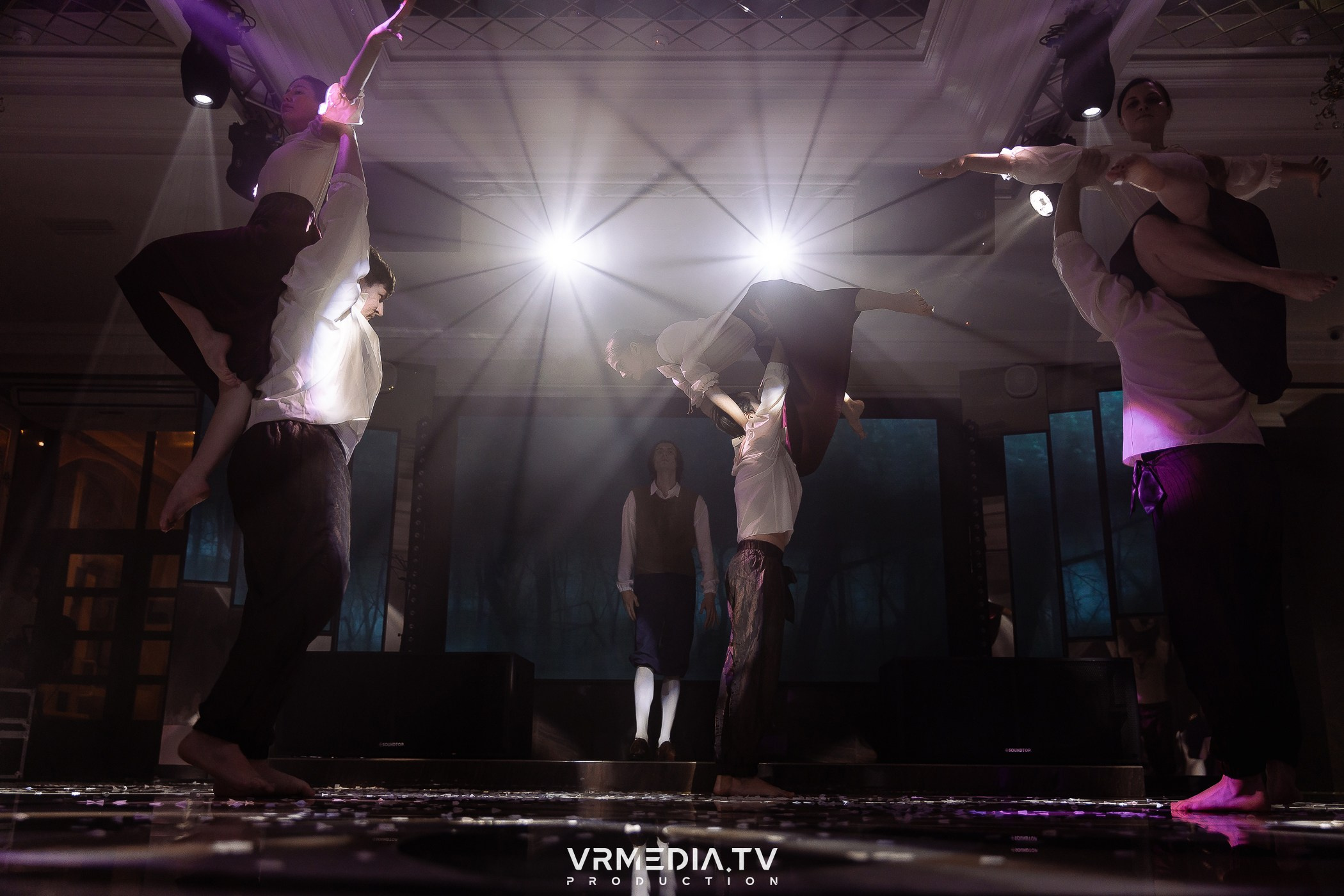 Новогодний вечер в ресторане «Лазурный Берег»