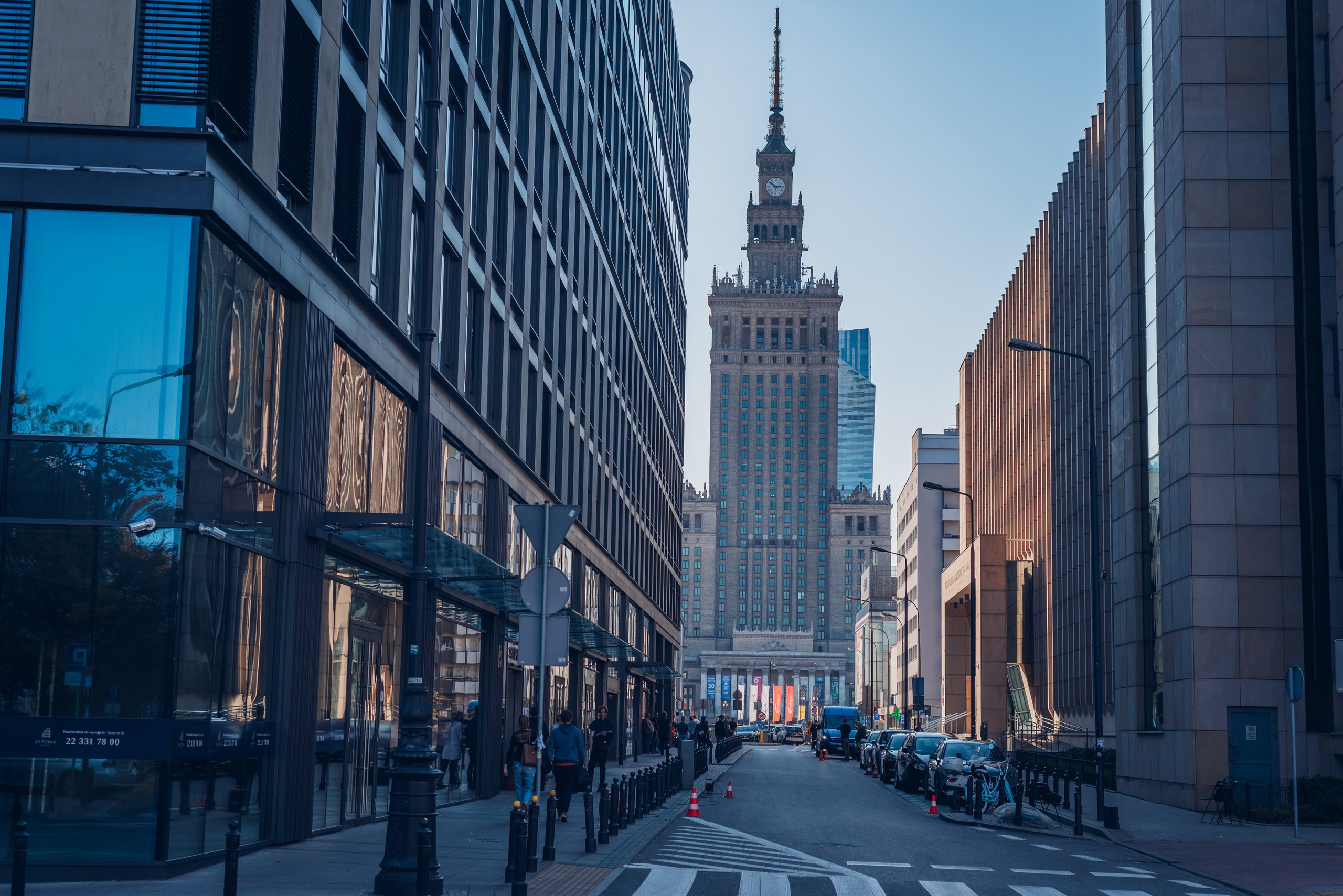 Варшава глазами рекламного фотографа из Гуанчжоу. Коммерческий и предметный фотограф в Гуанчжоу Коваленко Александр