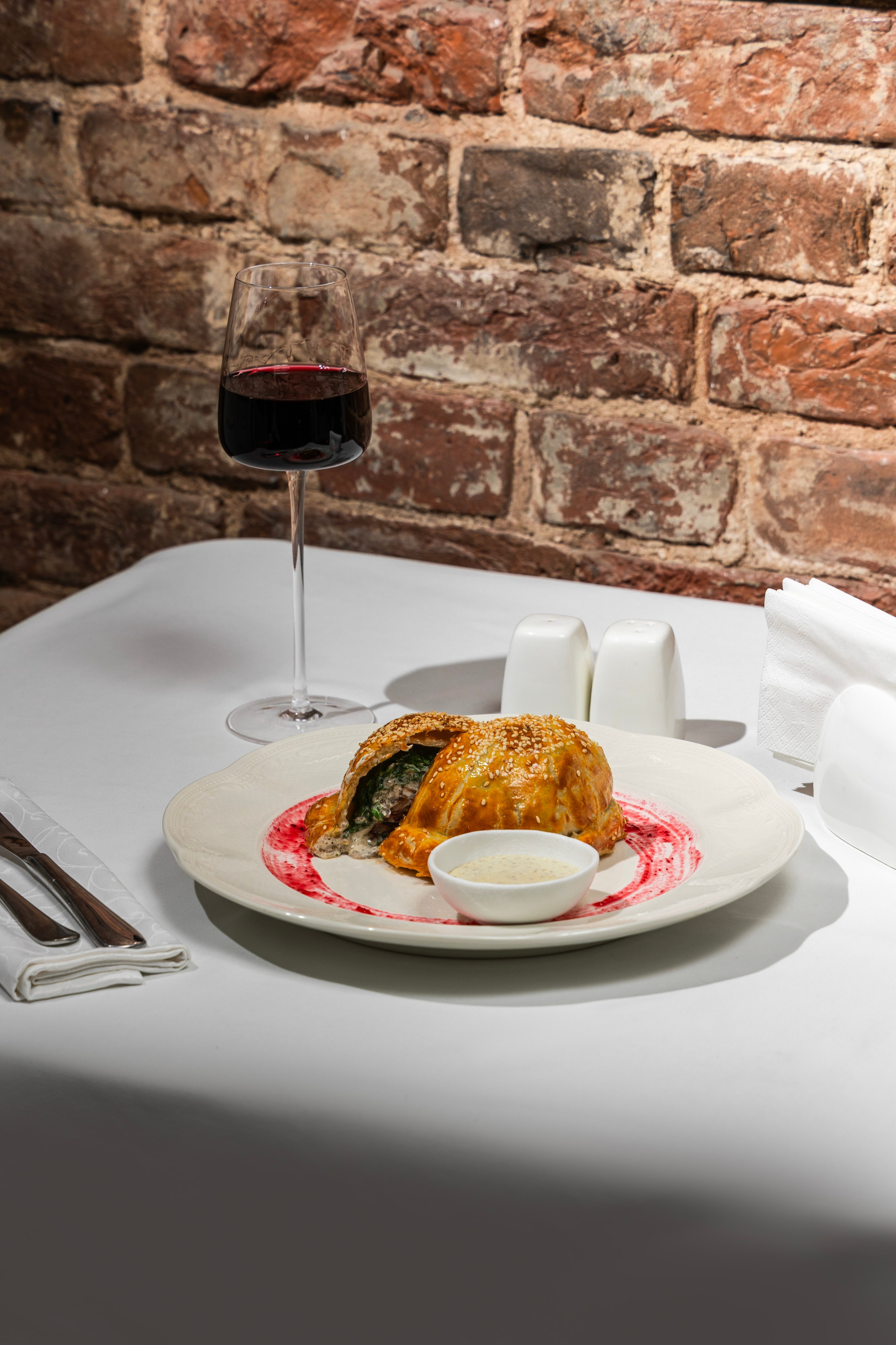 commercial editorial luxurynatural lightrestaurant photography beverage photography