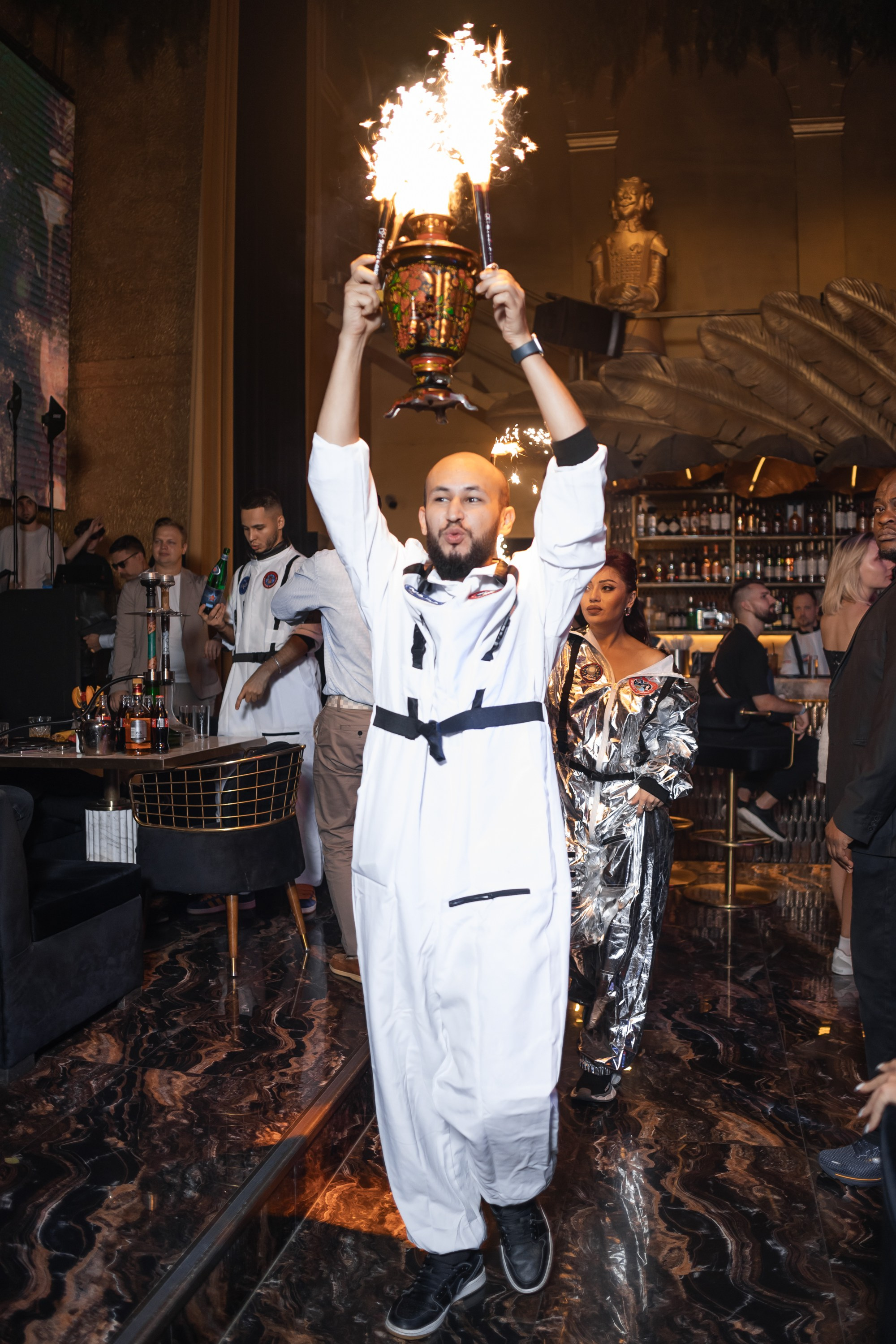 CONTENT FOR ZOLOTO. NOIZOMAX Художественный фотограф в Дубай