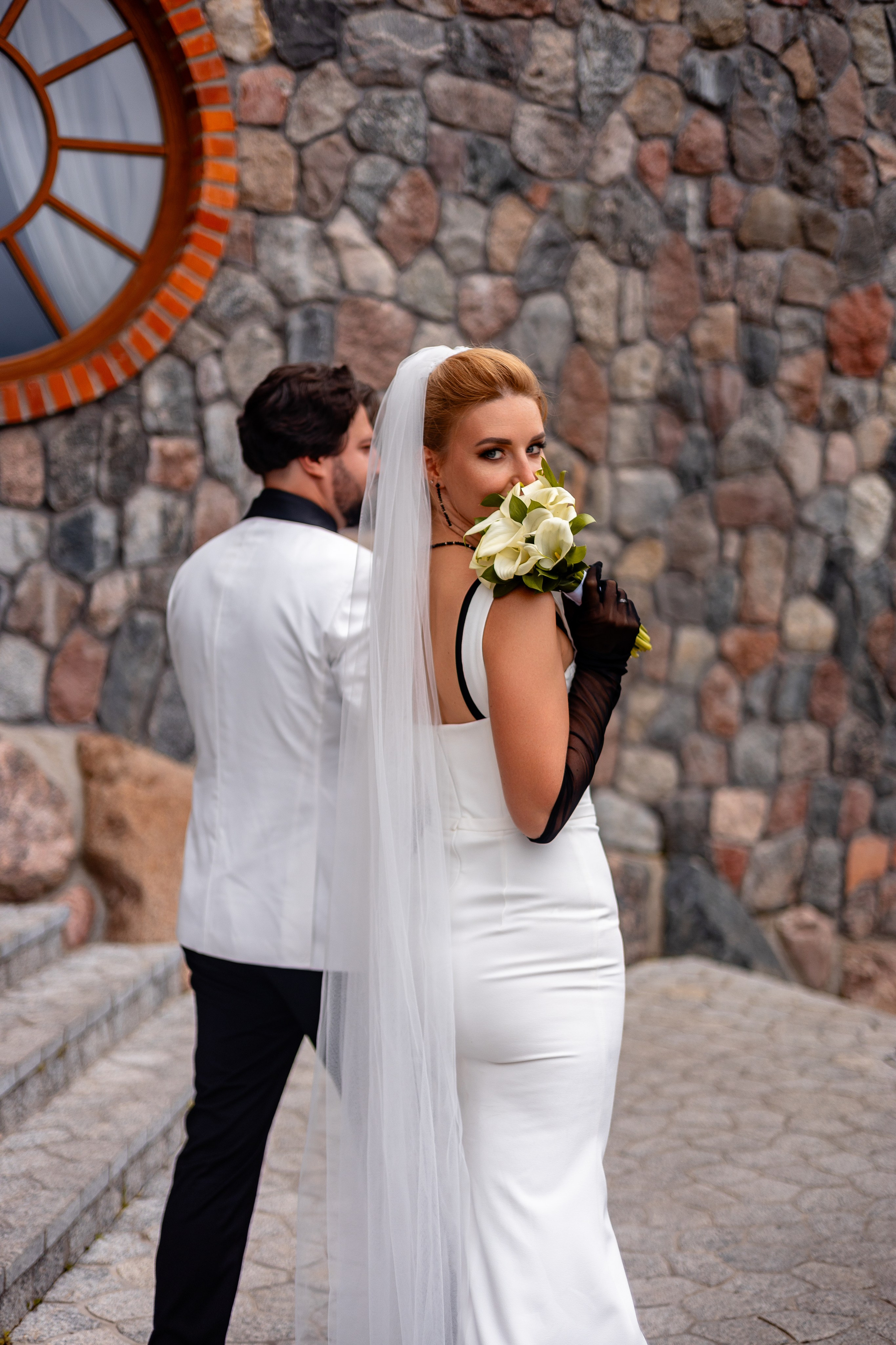 Евгений Саранцев, президент мотоклуба «Garage 13 MCC» и прекрасная Ирина. Фотограф Елена Медок Калининград