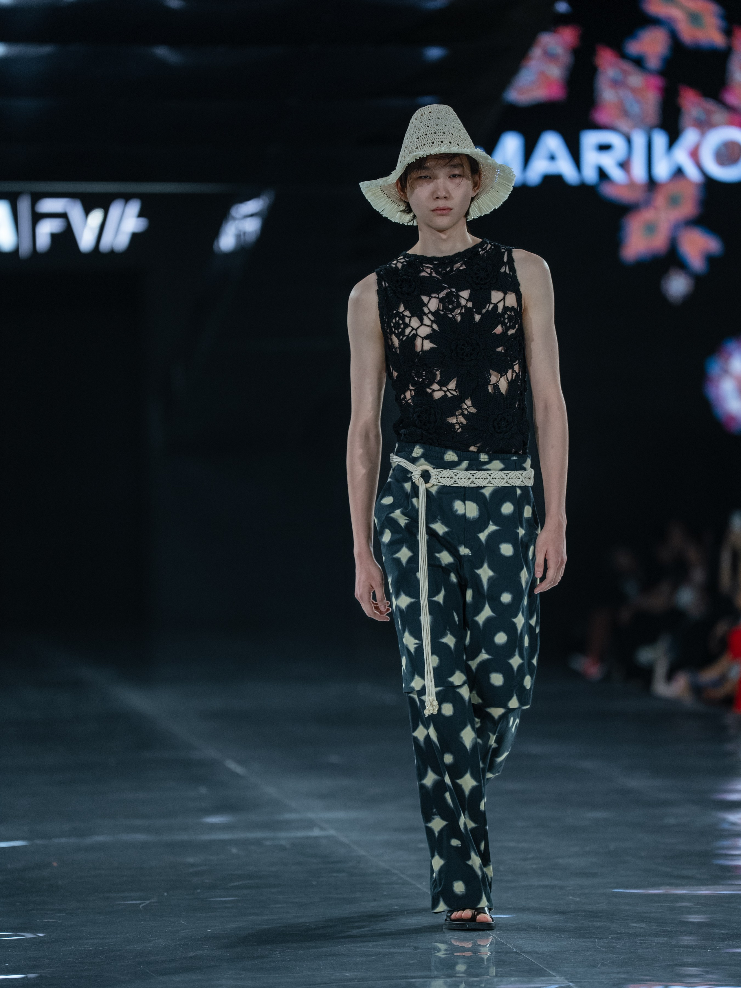 Visa Fashion Week Pre-Fall Mariko. Сайт Алматинского НЮ АРТ, будуар и фэшн фотографа Дениса Карпенко