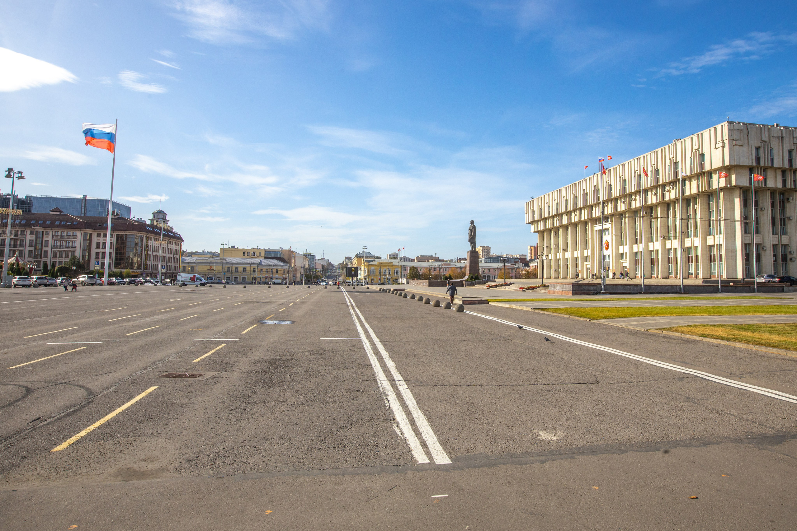 Площадь Ленина, Гостинный двор, Белый дом, Фонтаны, улица Советская. Фотограф в Туле Крупский АнДРей. Фотостудия «КАДР71» в Туле