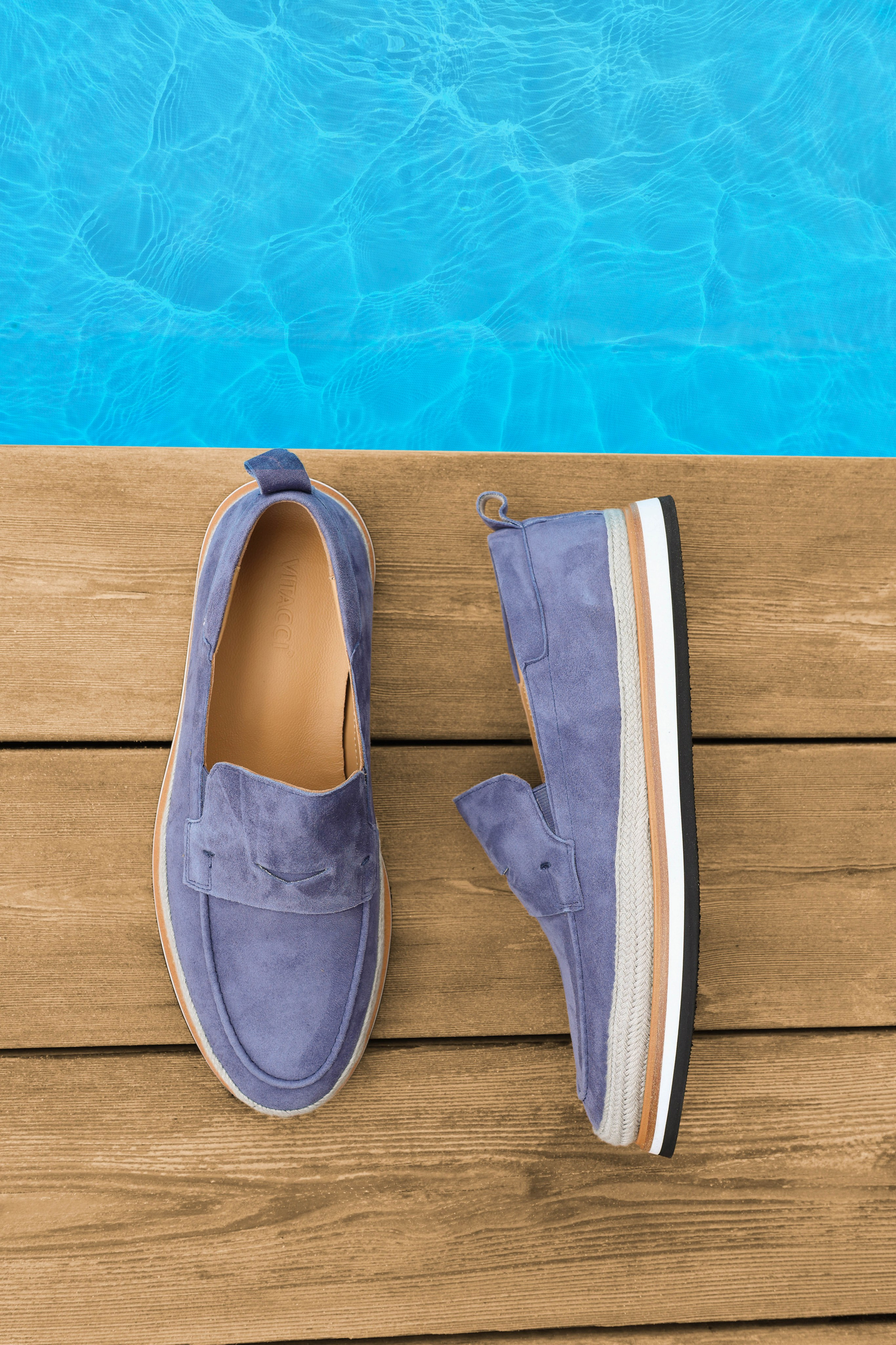 Club City. Предметный фотограф Артём Йома