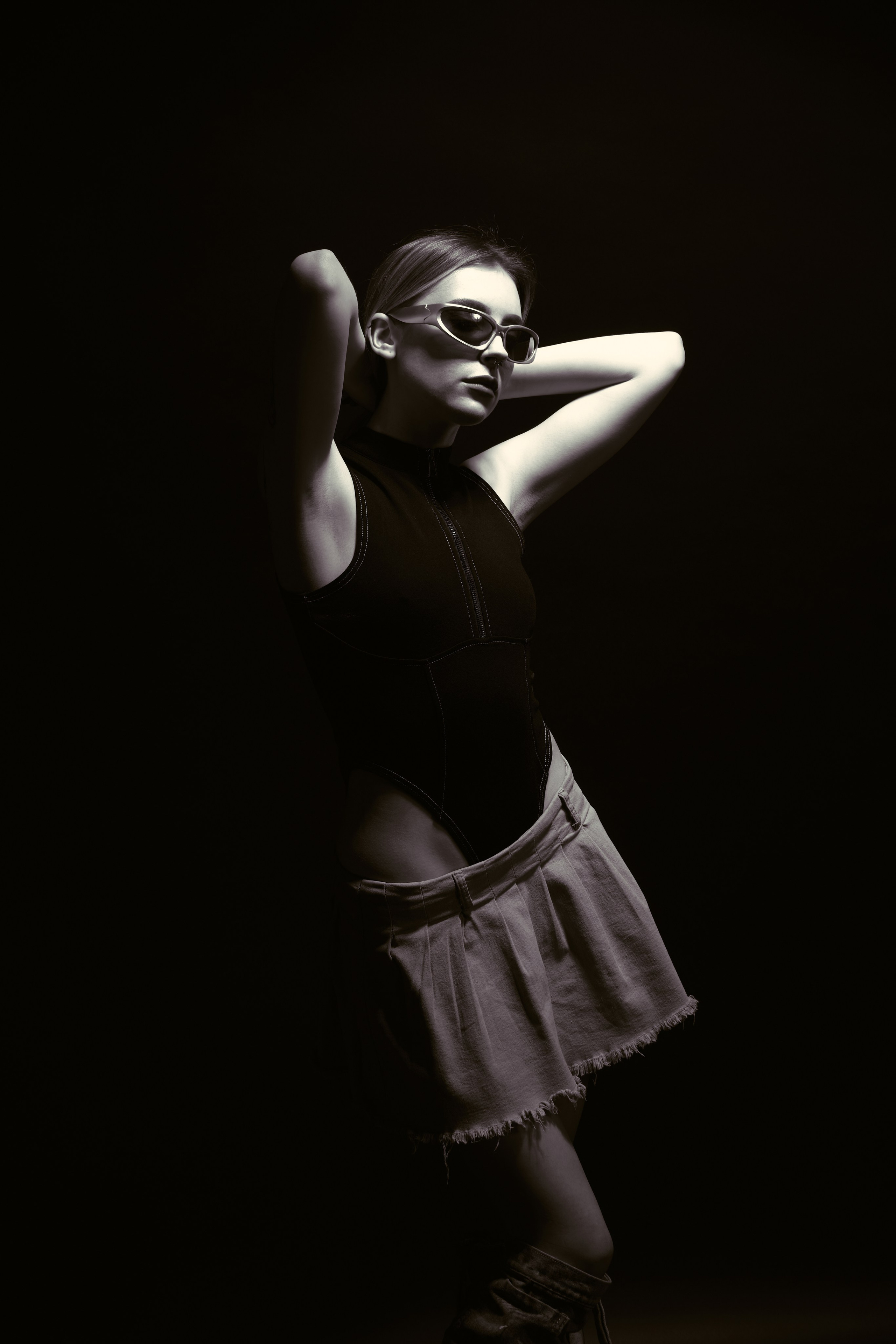 Llou.iise. Московский фотограф WHRMZD