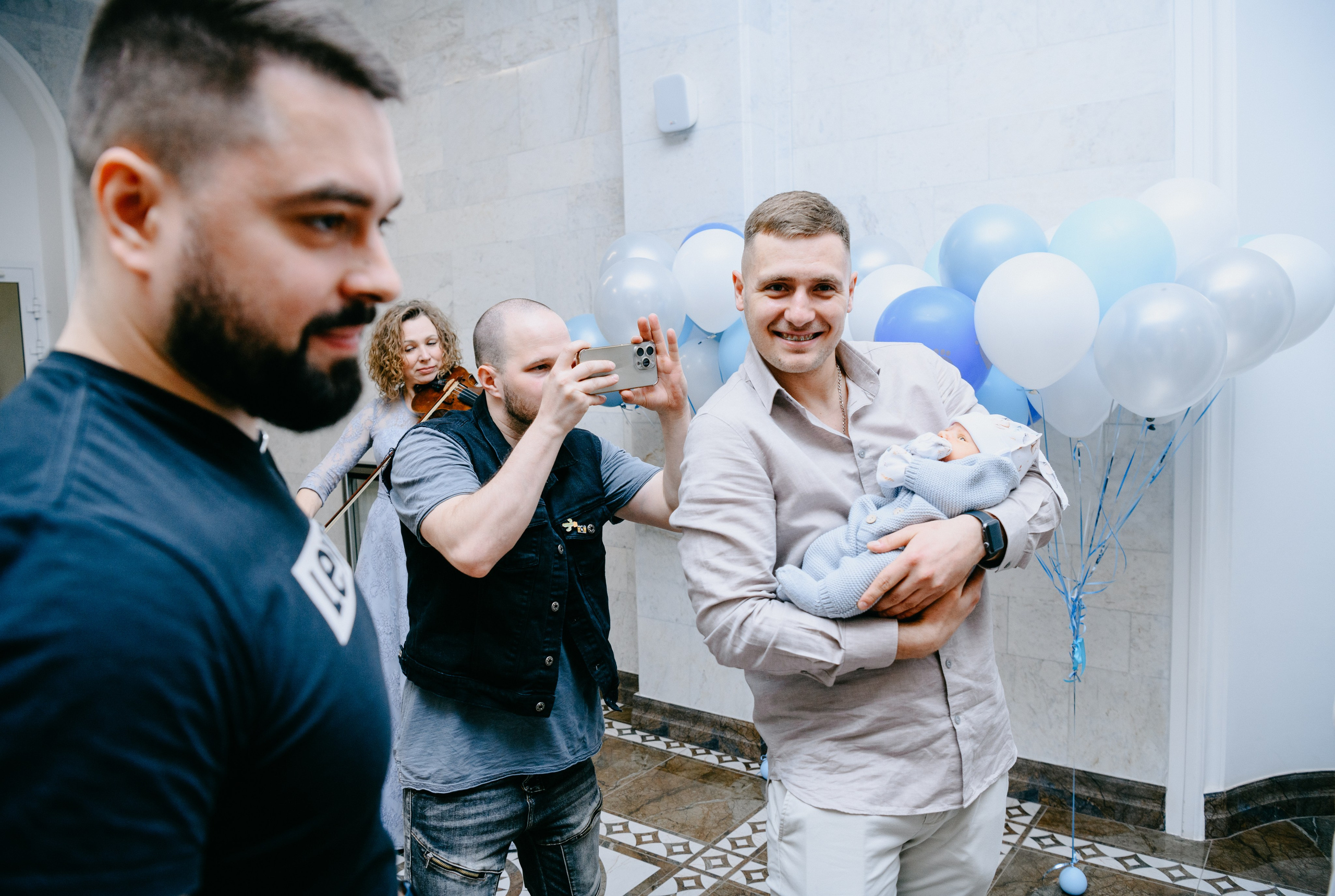 Выписка Владимира. Снегиревка. Фотограф на выписку из роддома в Москве и МО