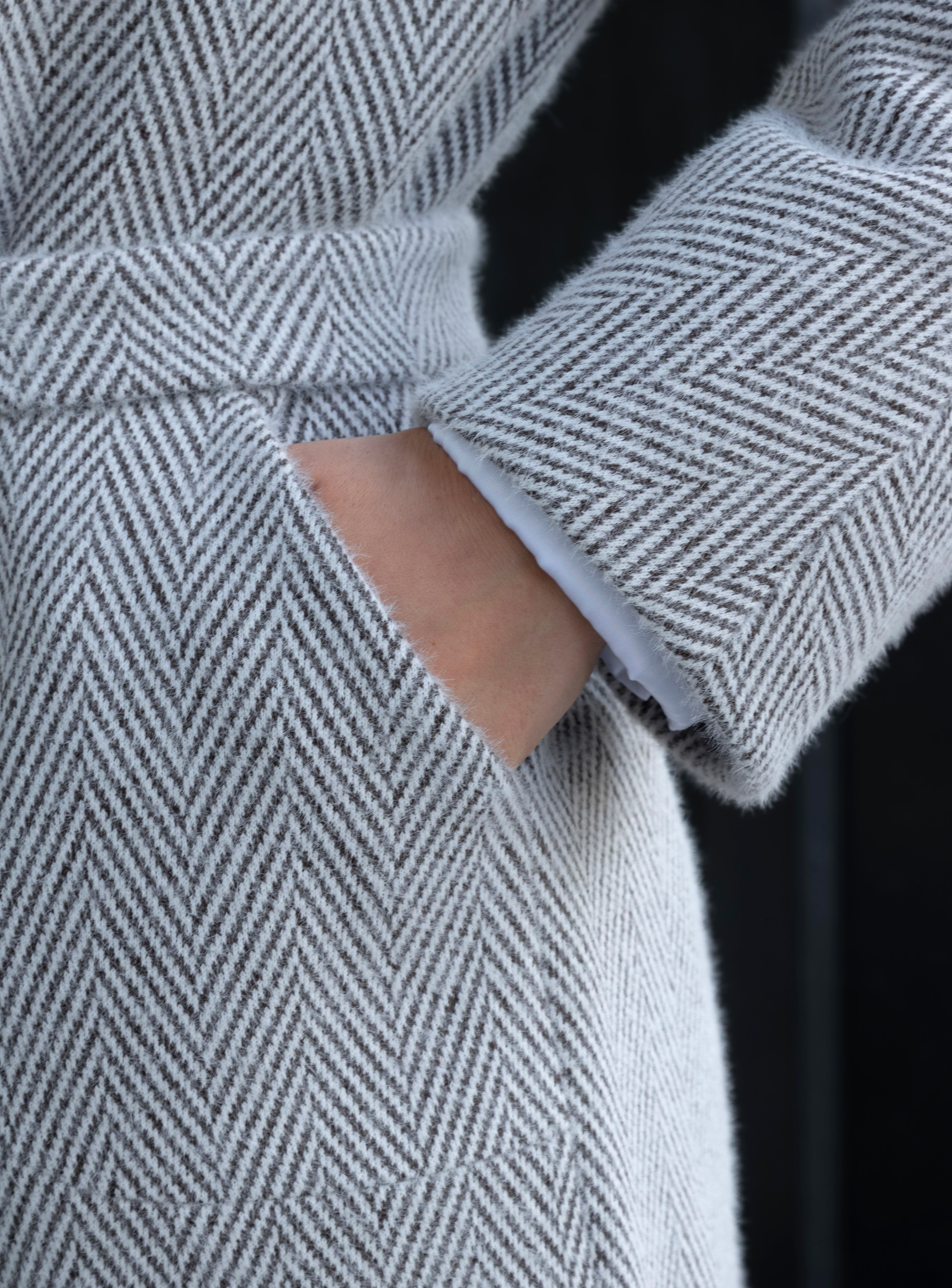 Пальто. Фотостудия для Wildberries Ozon