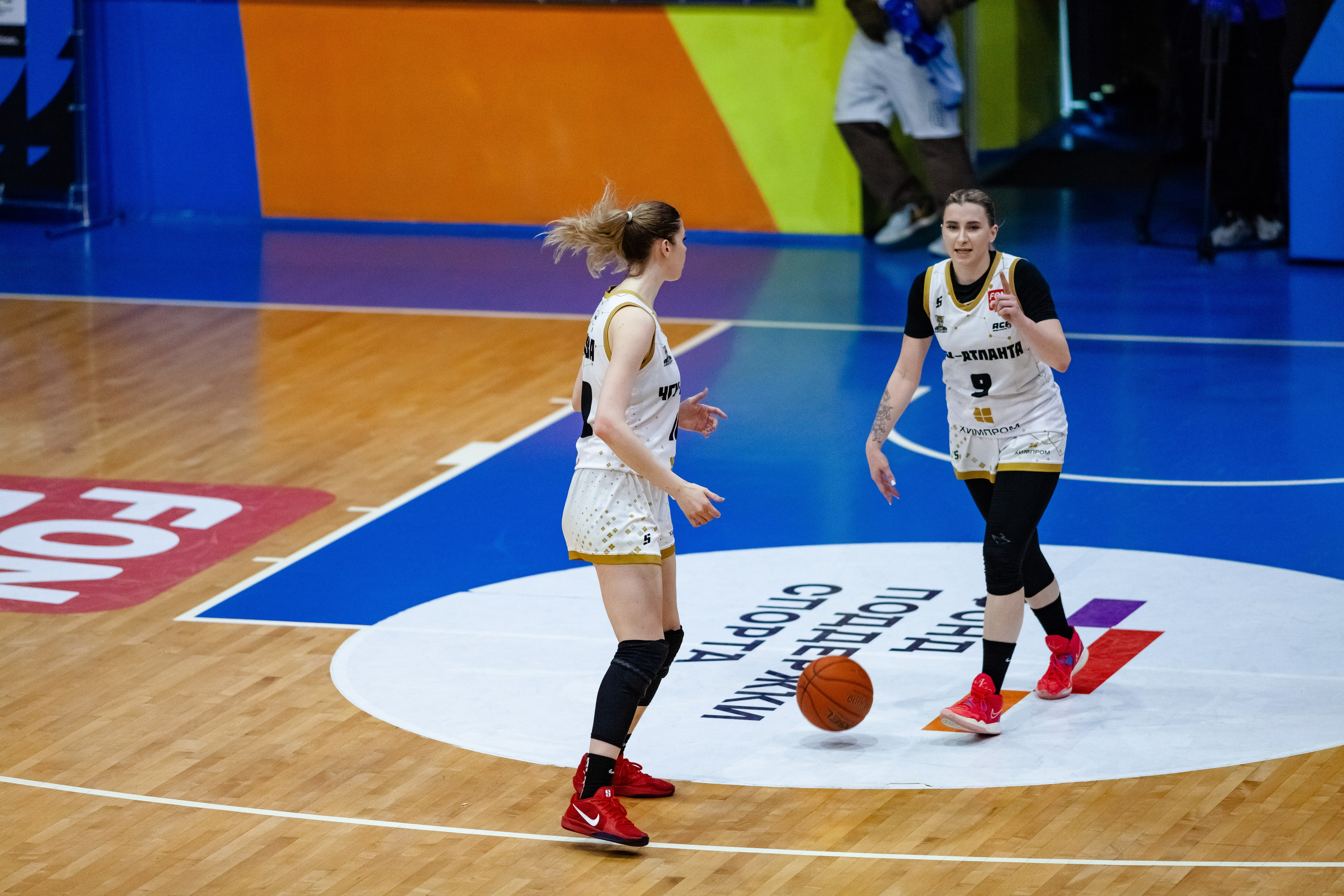 ЧГУ-Атланта — Славянка. Фотография