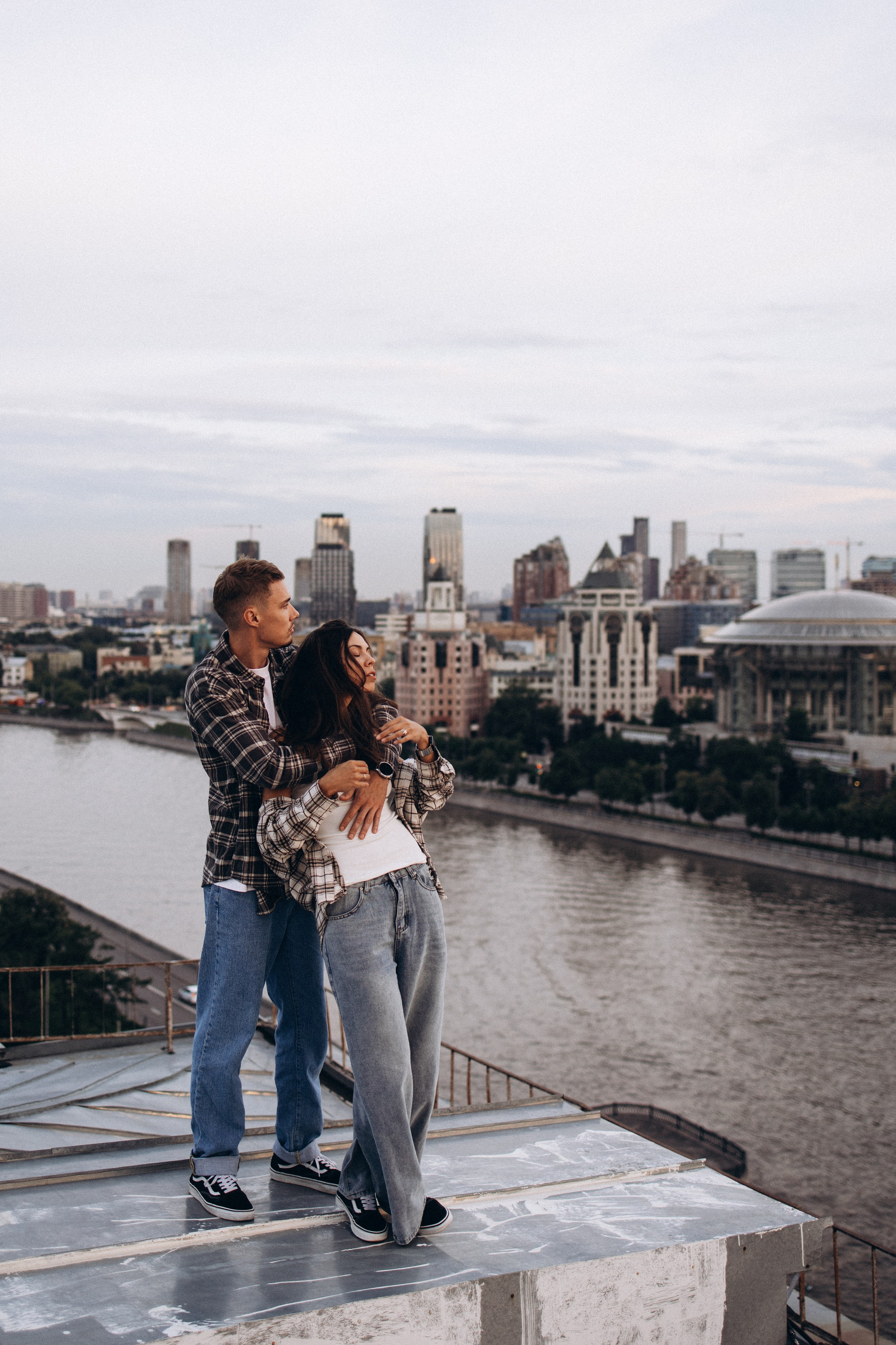 Виолетта и Макс на крыше. Семейный фотограф в Москве Марина Петра