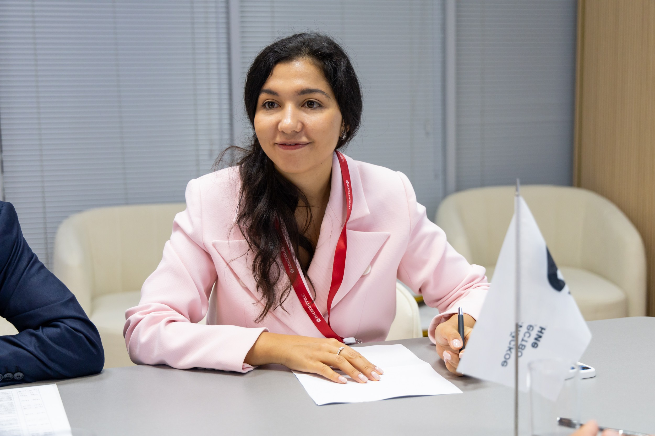 Почта банк. Репортажный и студийный фотограф во Владивостоке Дударева Софья