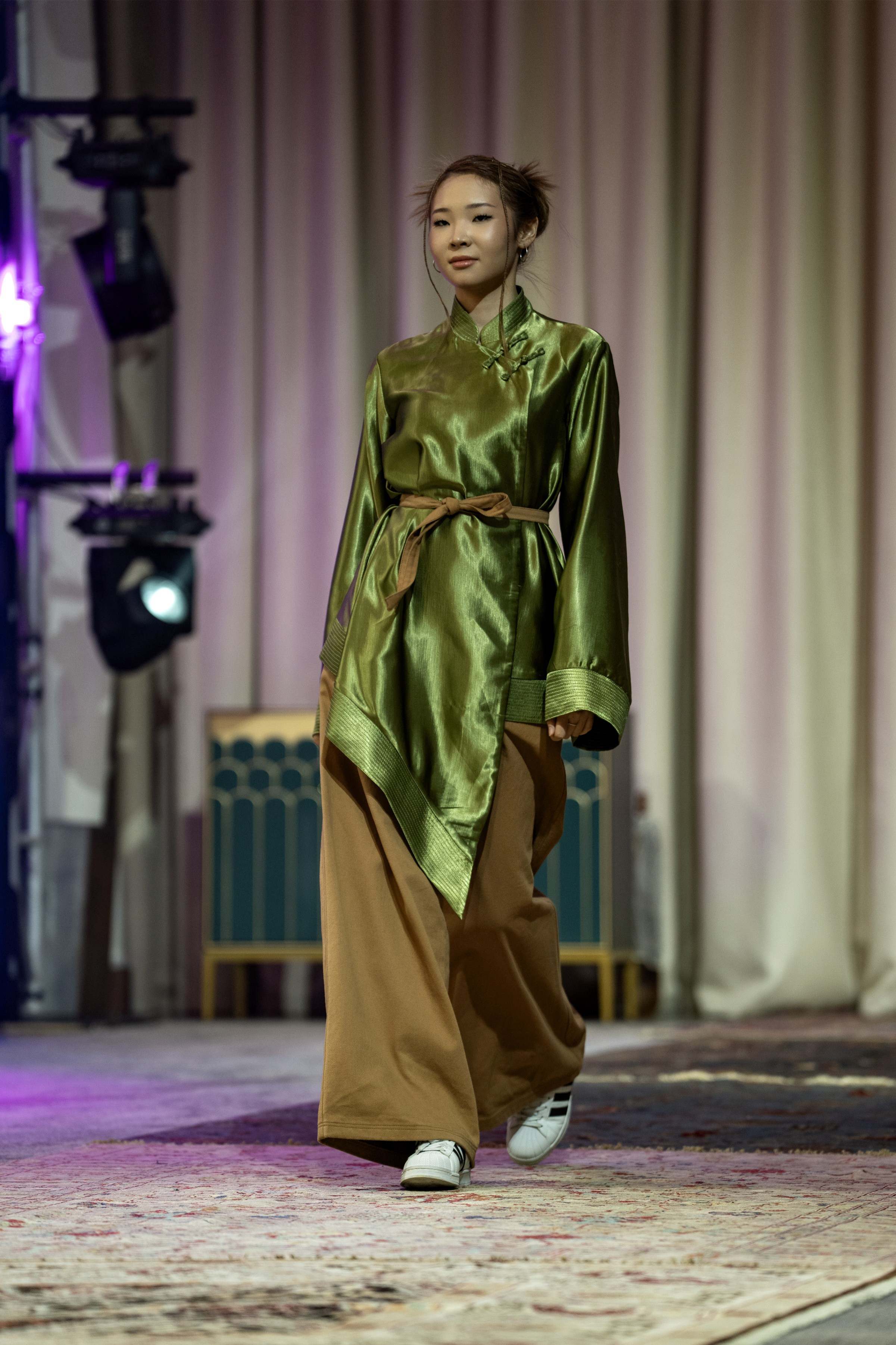 Zhamby. Сайт Алматинского НЮ АРТ, будуар и фэшн фотографа Дениса Карпенко