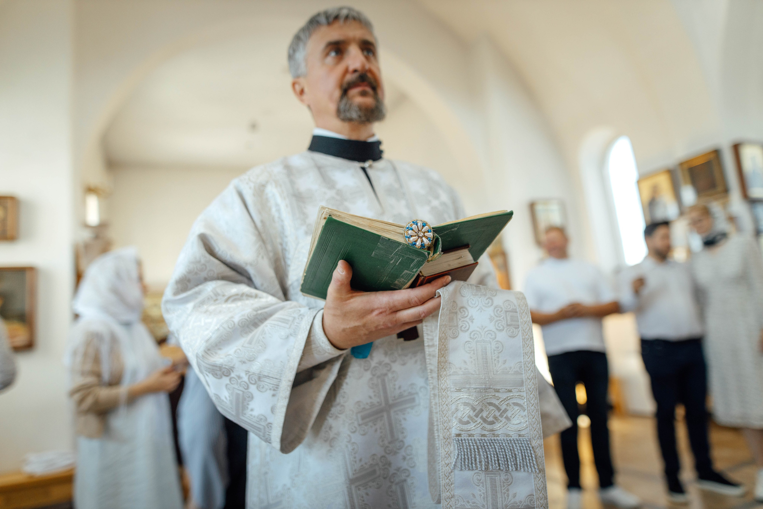 Крещение Энвера (Михаила), д. Колядищи, храм Успения Пр. Богородицы, август 2025