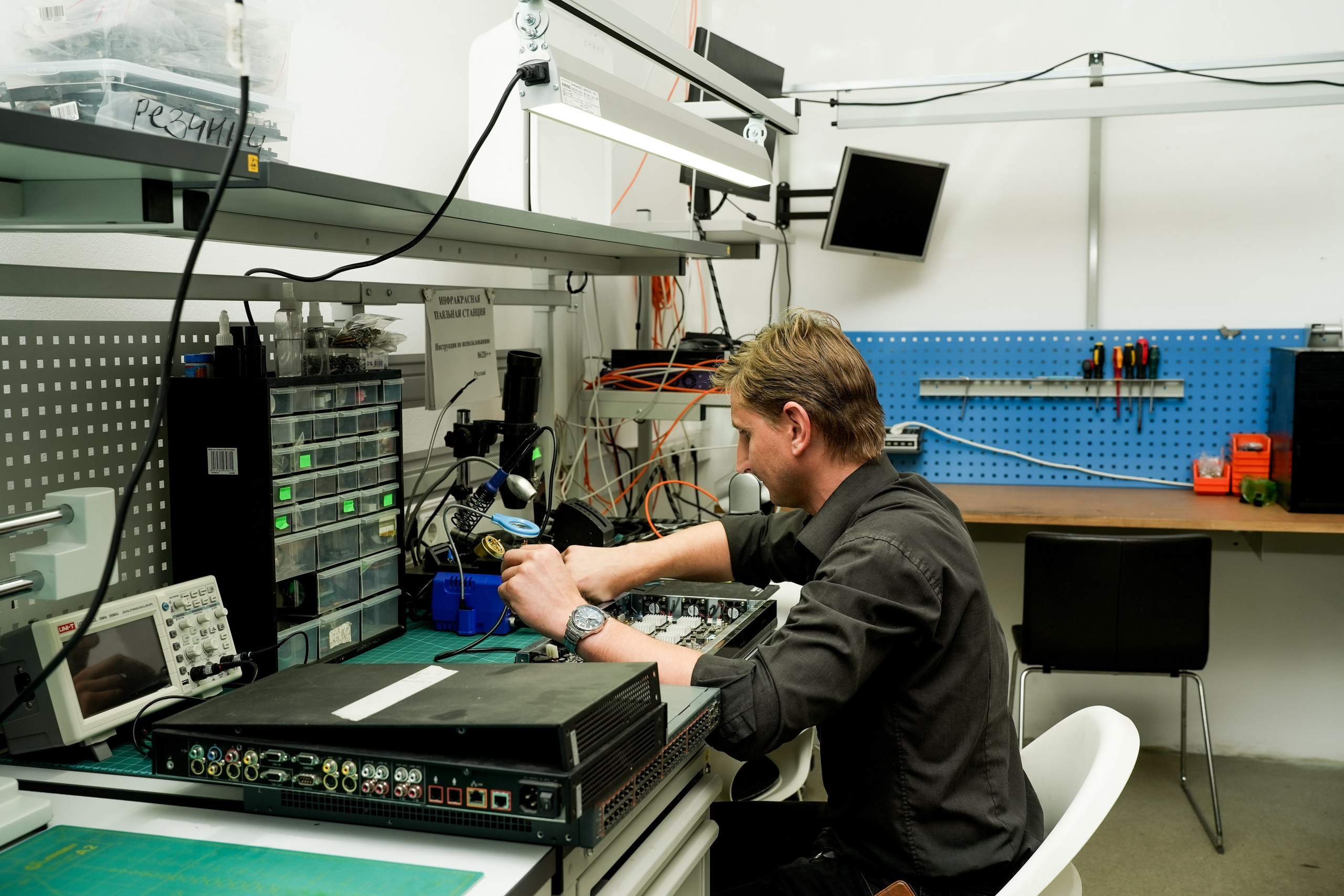 Офис. Фотограф Элина Задорожная