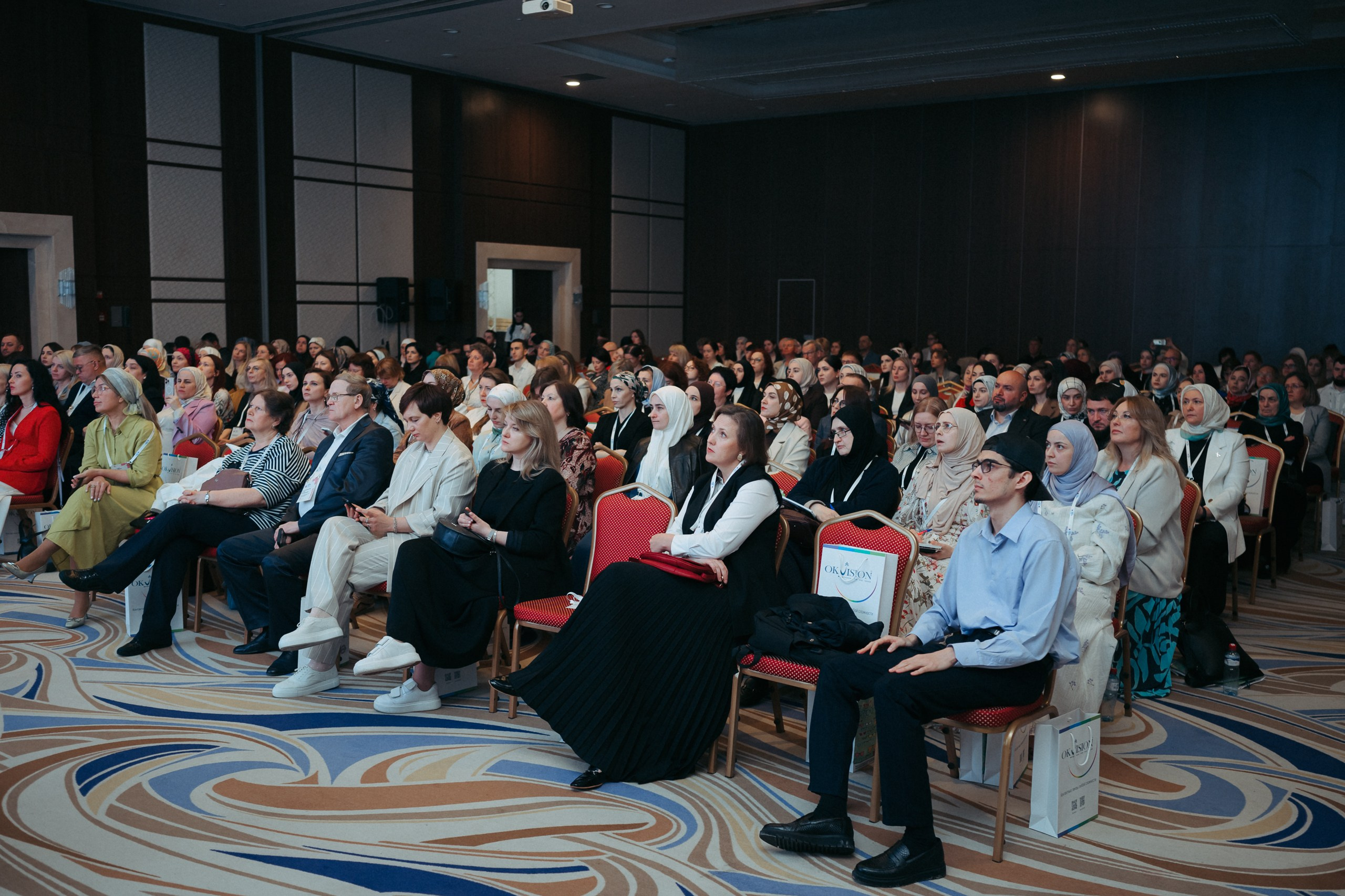 День зрения 2025. Komonev