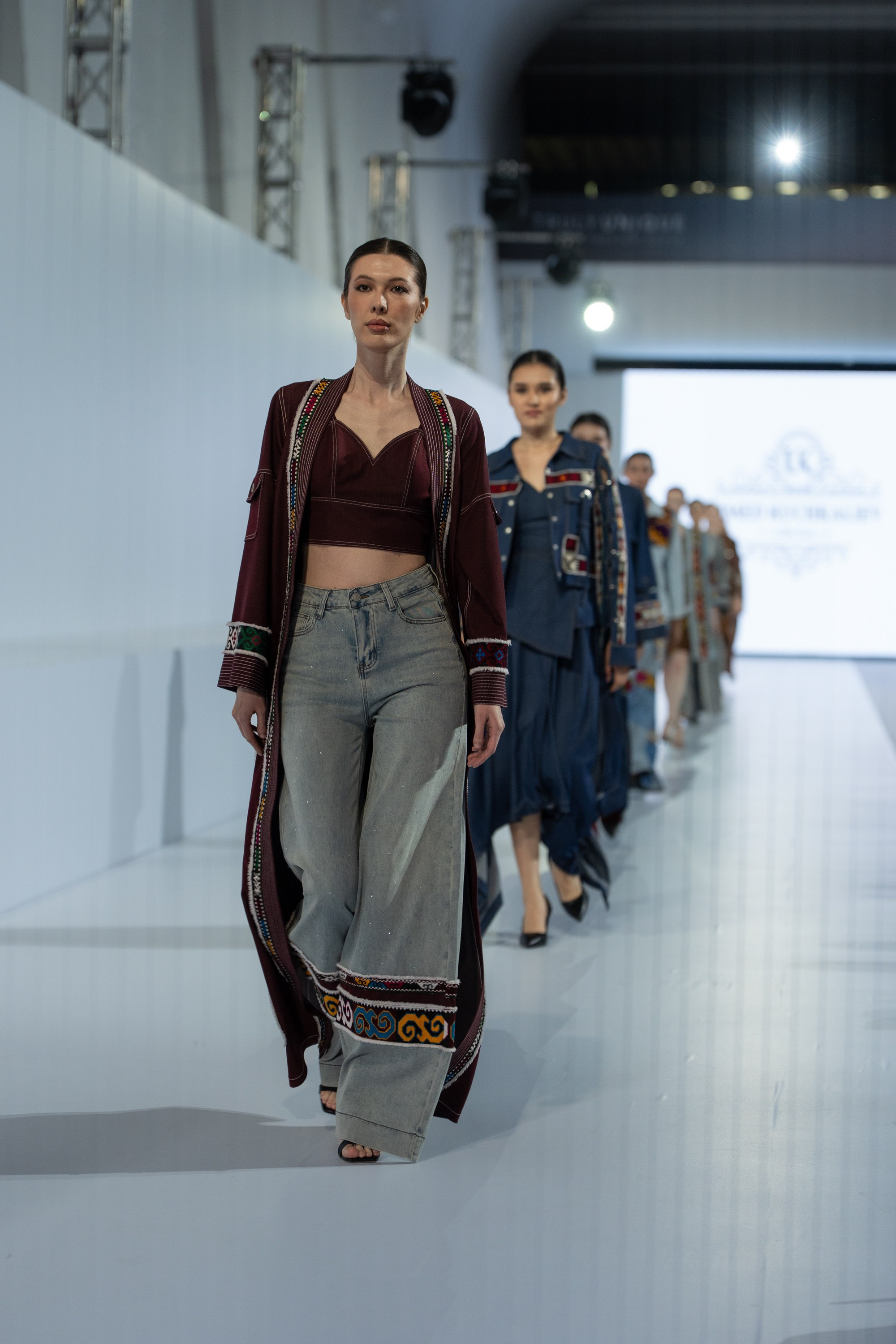 Umed Kuchkaliev. Сайт Алматинского НЮ АРТ, будуар и фэшн фотографа Дениса Карпенко