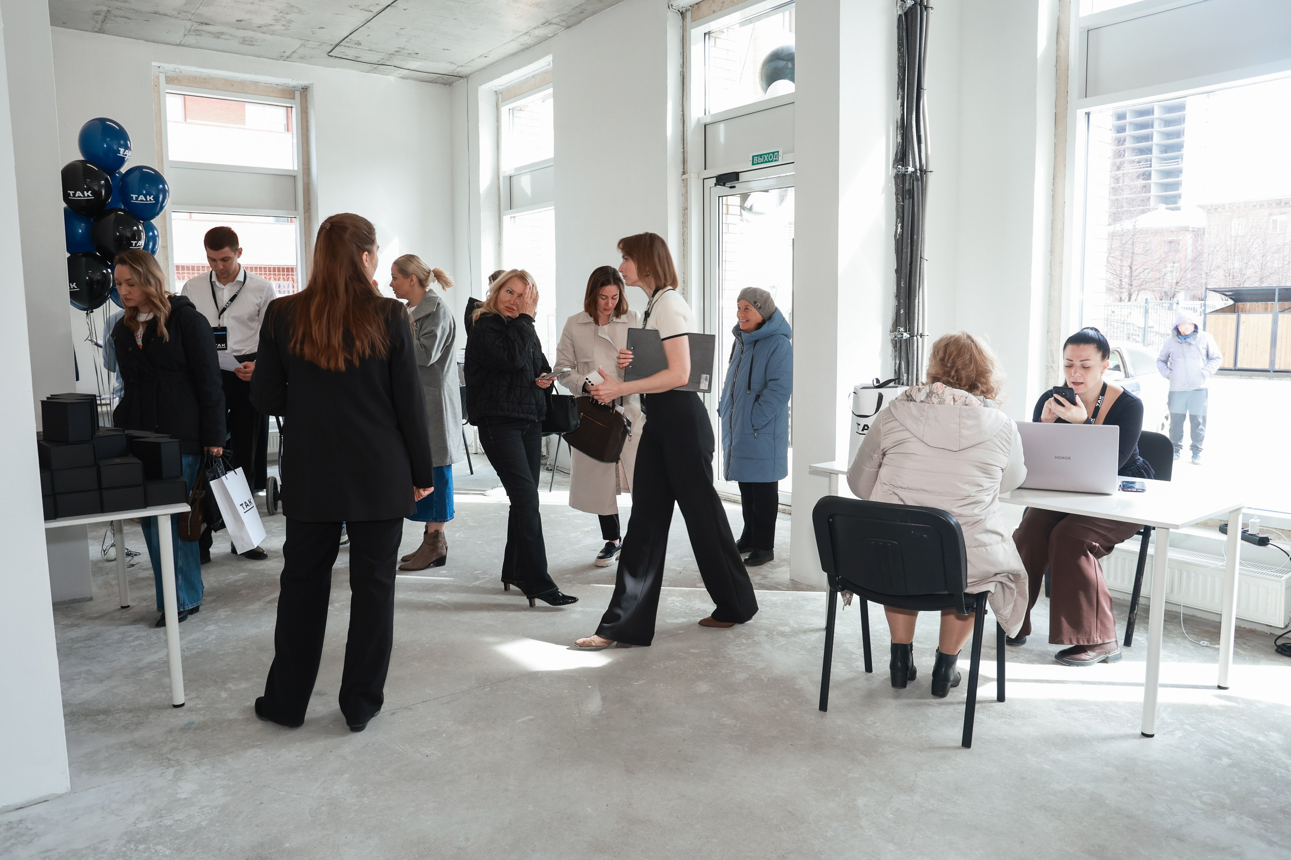 Выдача ключей Кварталы Телецентра 19I56. Фотограф Юлия Мальцева