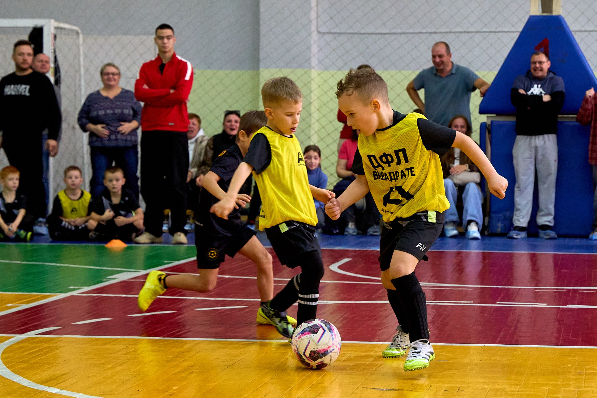 Детский футбол в зале. Главная