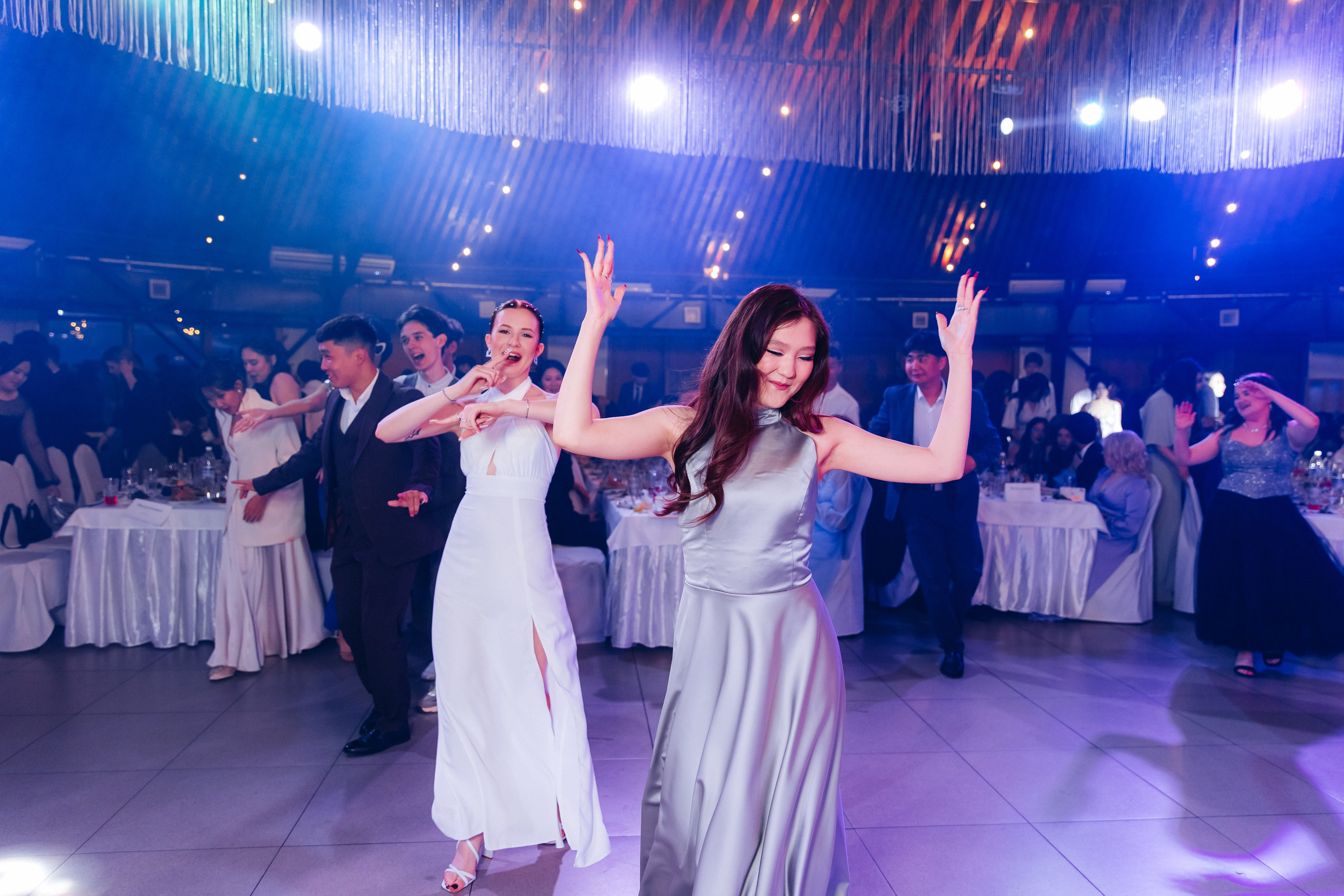 Выпускной вечер. 49 школа. Баран на корове. Свадебный и семейный фотограф в Улан-Удэ