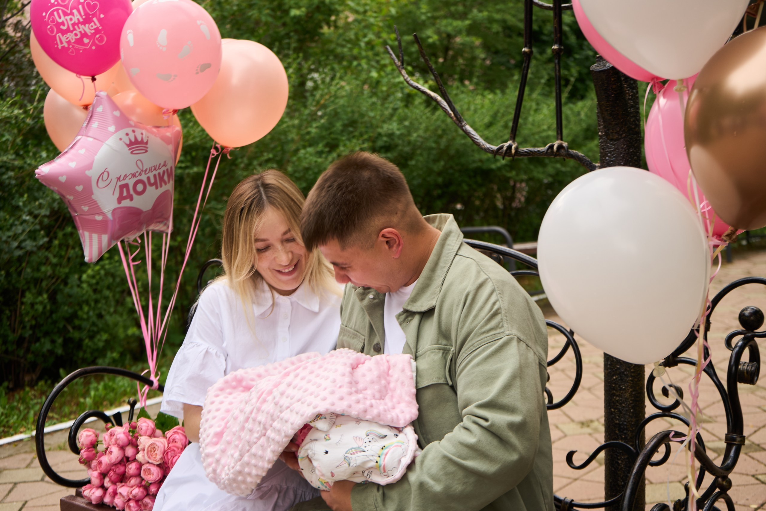 Фотосессия выписки из роддома. Фотограф Екатеринбург Кокшарова Александра