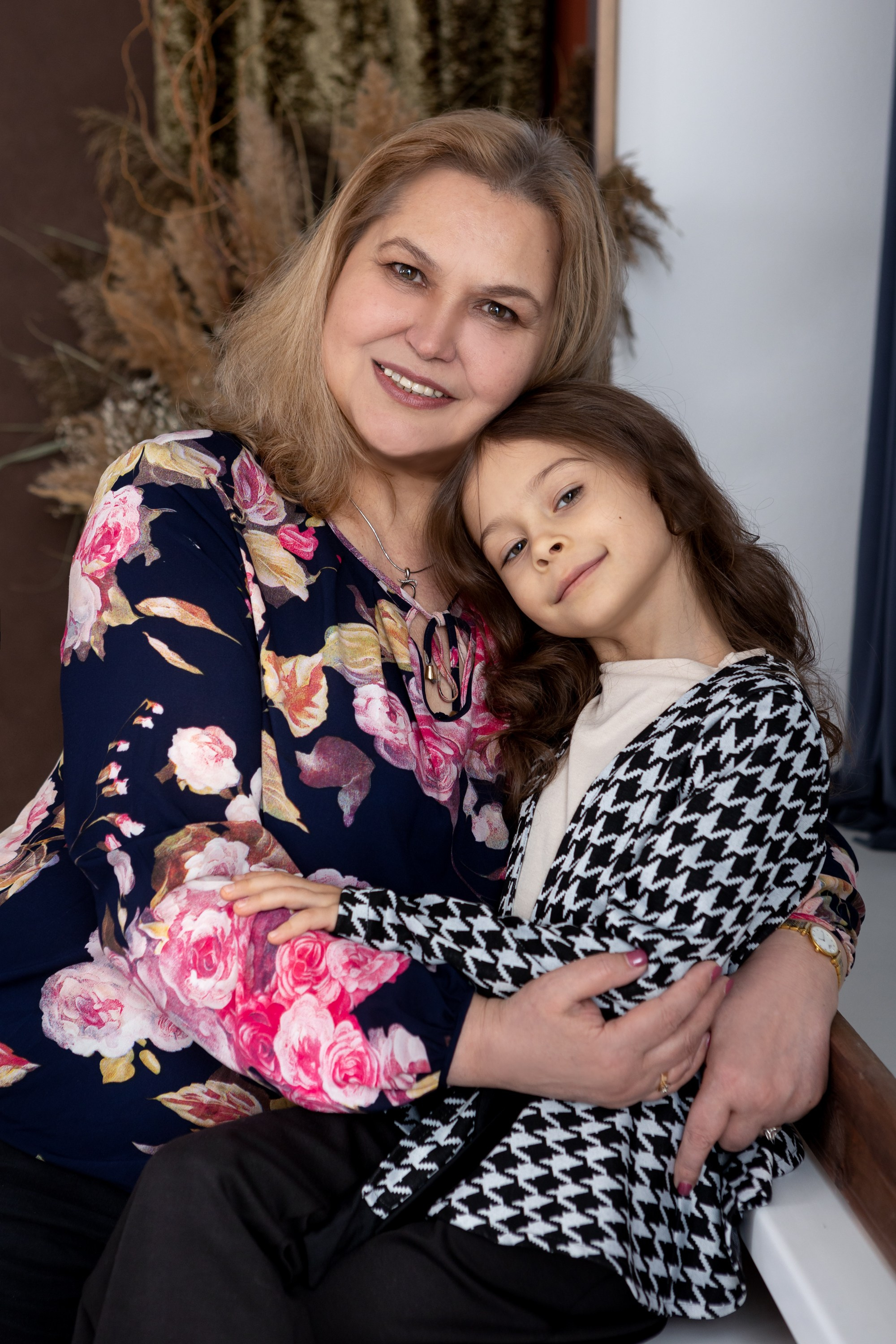 Семейная фотосессия в студии. Фотограф в Оренбурге. Профессиональный фотограф