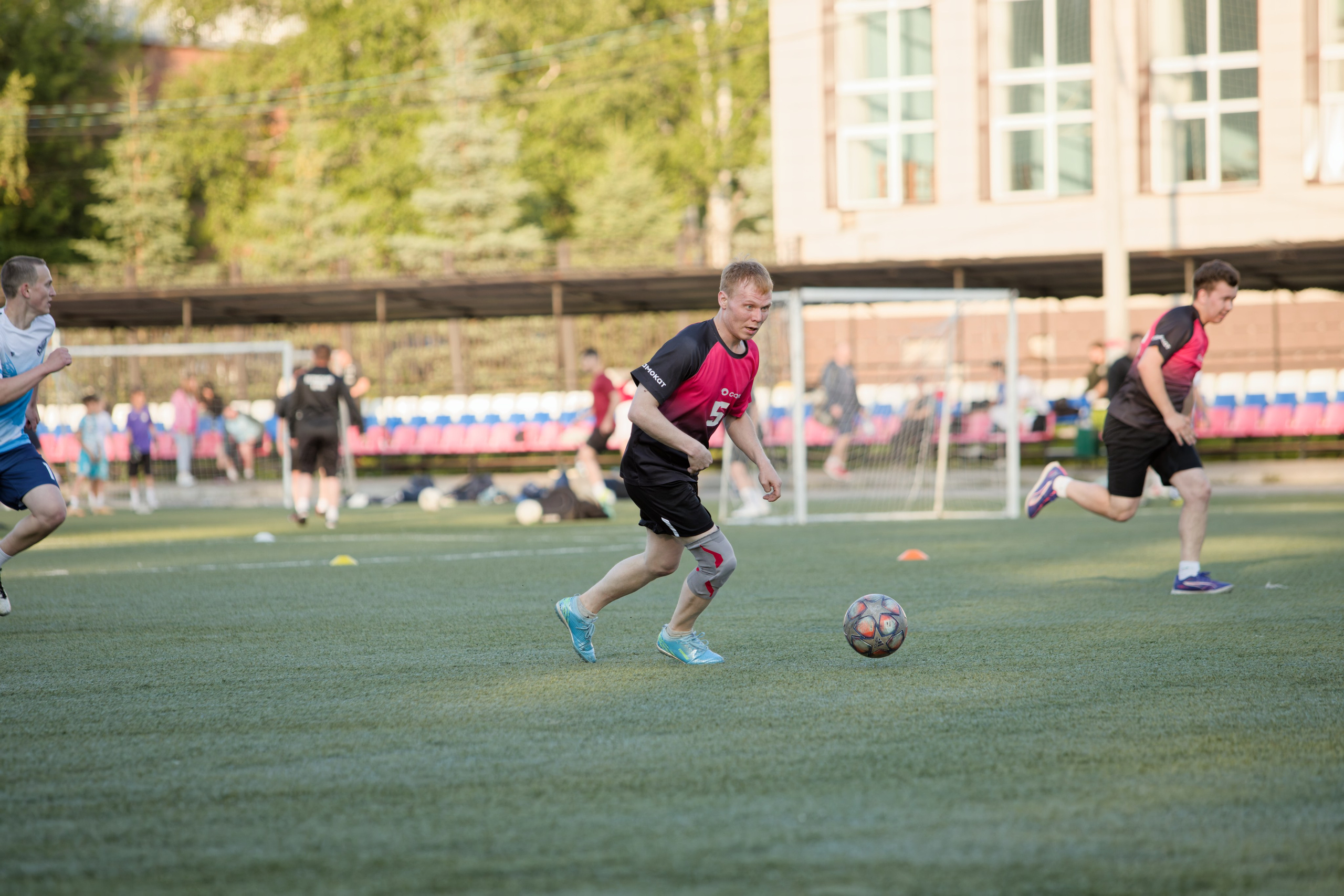 Любительская футбольная лига. Самокат-крылья. 25.06.2025. Репортажный и спортивный фотограф в г. Пермь Зильберг Павел