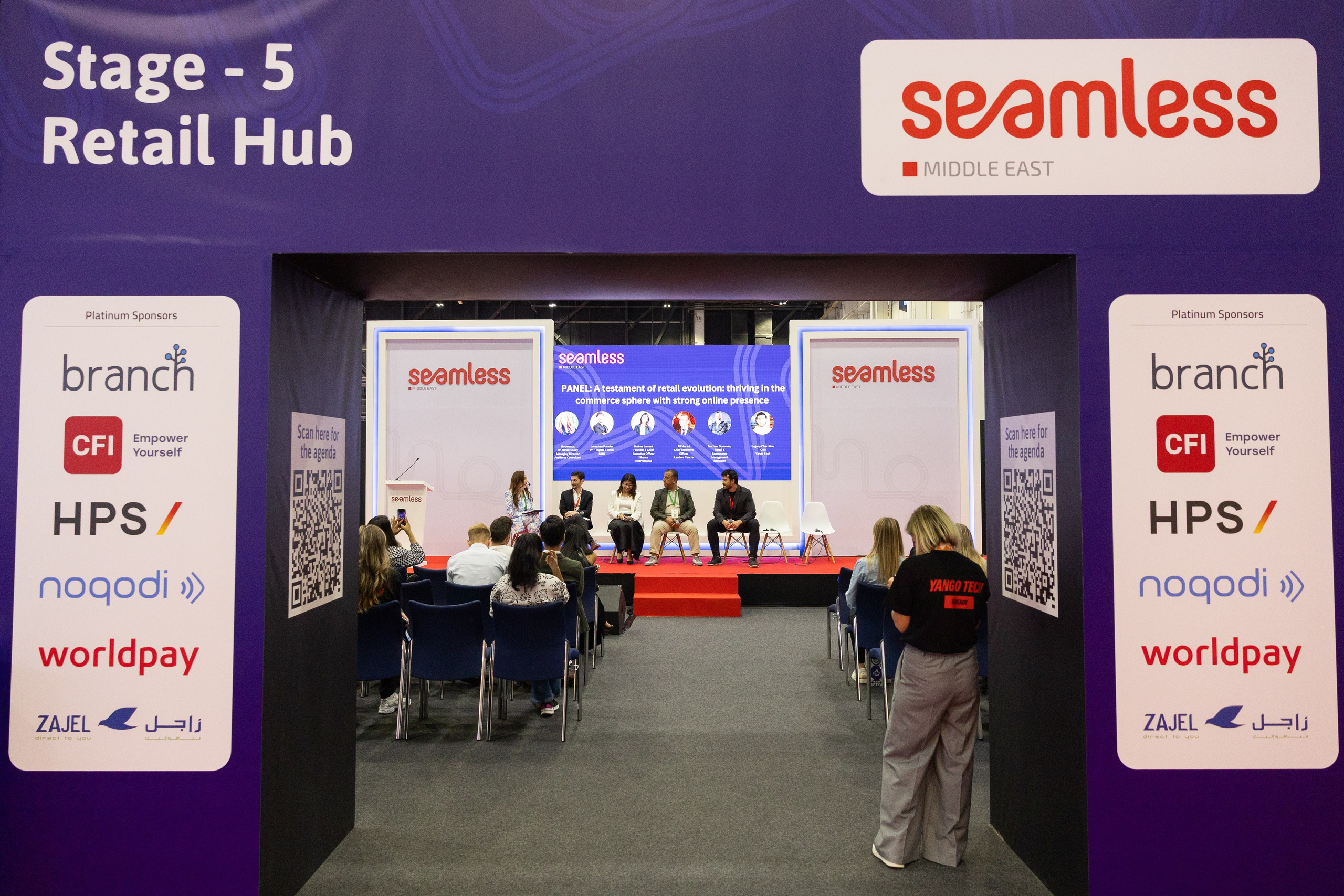 Conferences and expo photoshoot. Professional event photographer Ruslan Davletberdin