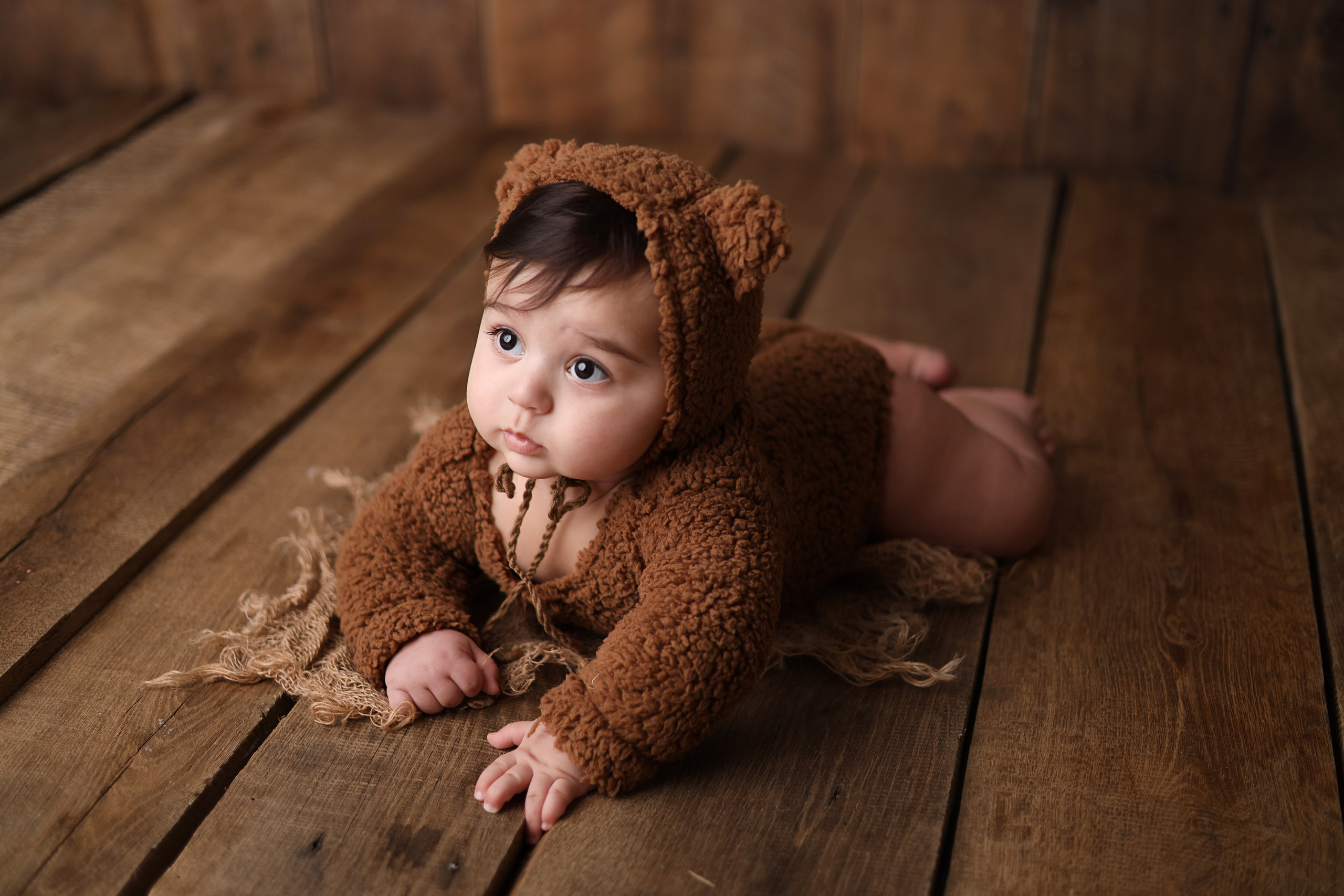 Азнавуру 6 месяцев. Фотограф новорожденных Москва. Ньюборн фотограф Москва