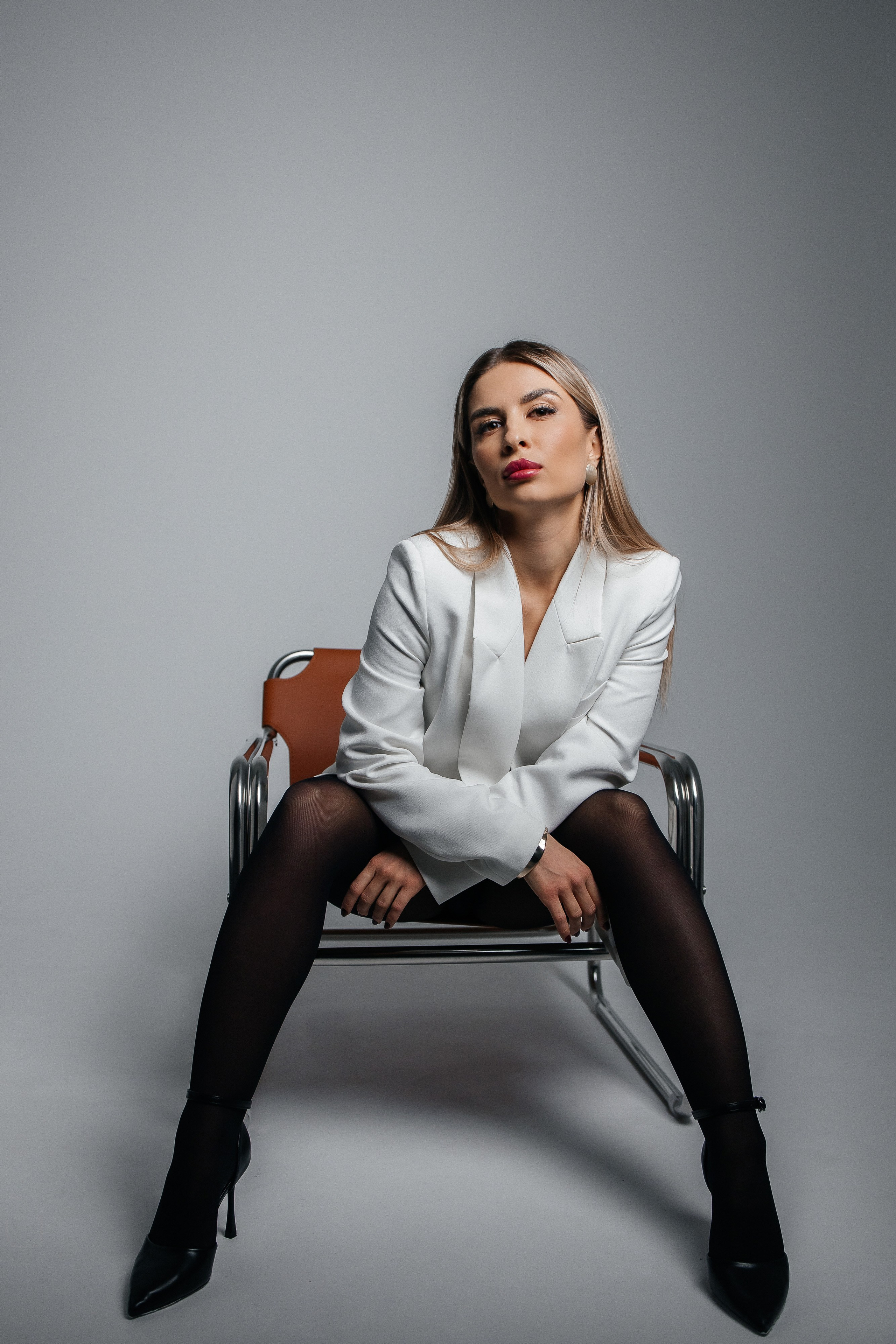 Жанна. Главная