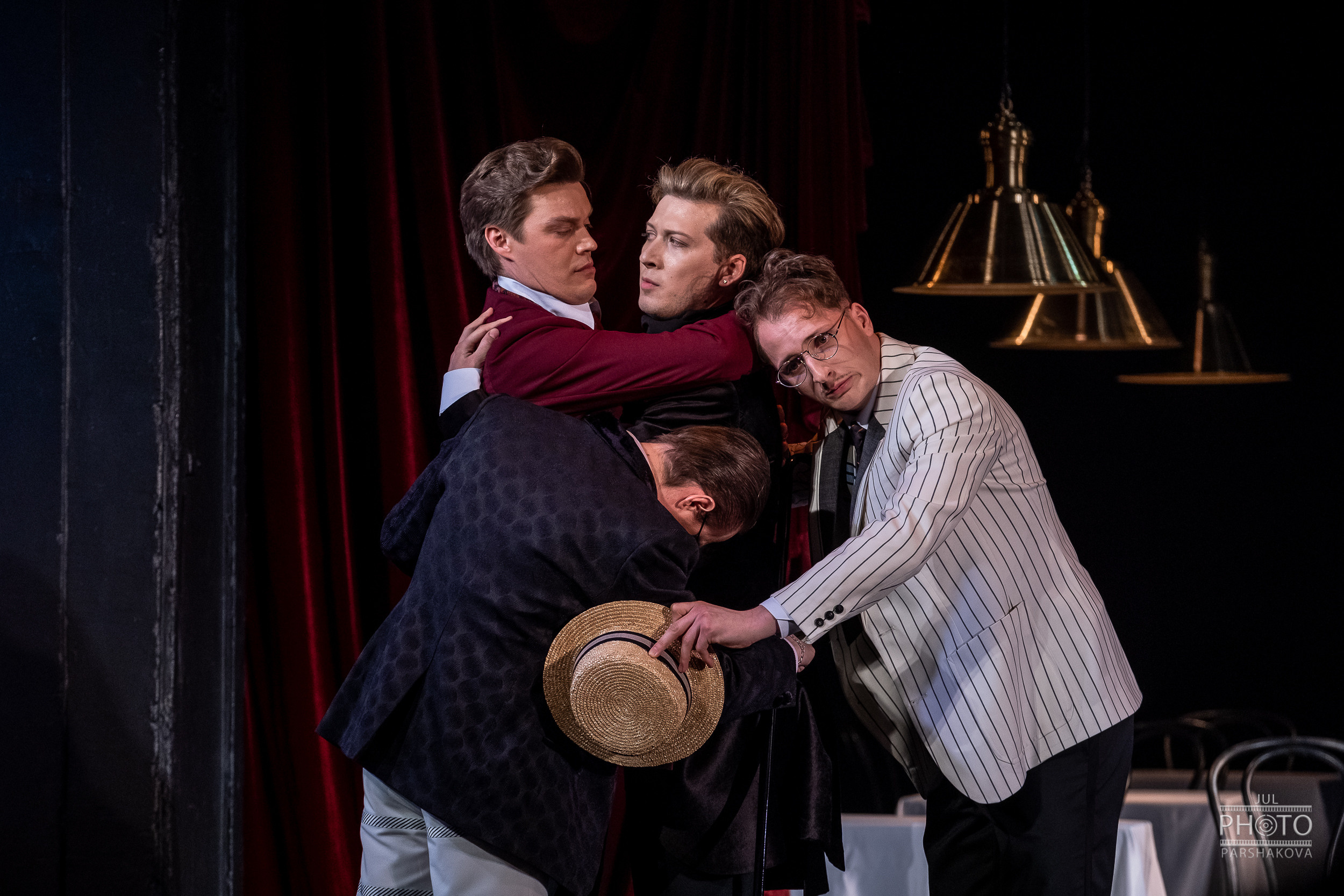 Театр на Литейном спектакль Красавец мужчина предпремьера. Фотограф в Санкт-Петербурге и Москве Юлия Паршакова