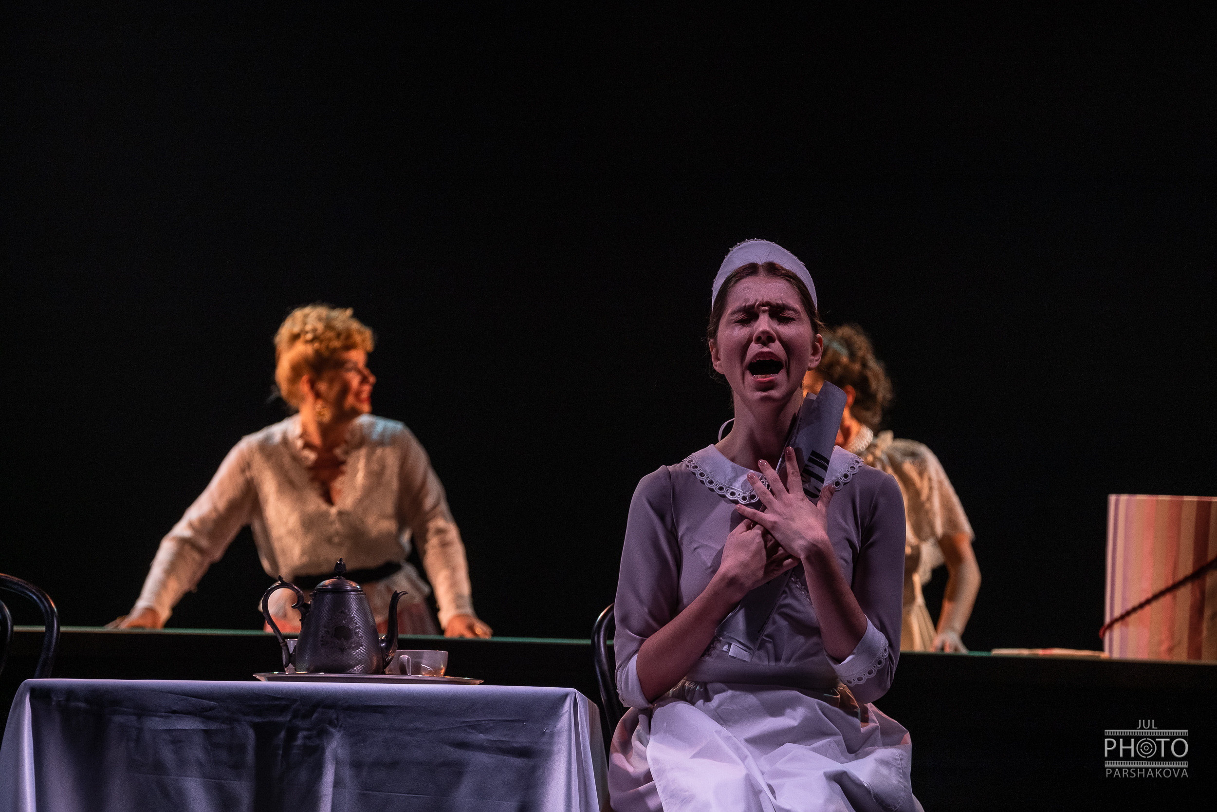 Театр на Литейном спектакль Красавец мужчина предпремьера. Фотограф в Санкт-Петербурге и Москве Юлия Паршакова