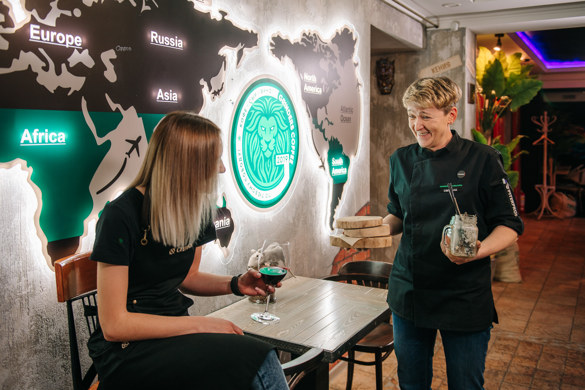 Grinders coffee. Винный безлимит. Фотограф Валерия Голубева (Миронова)