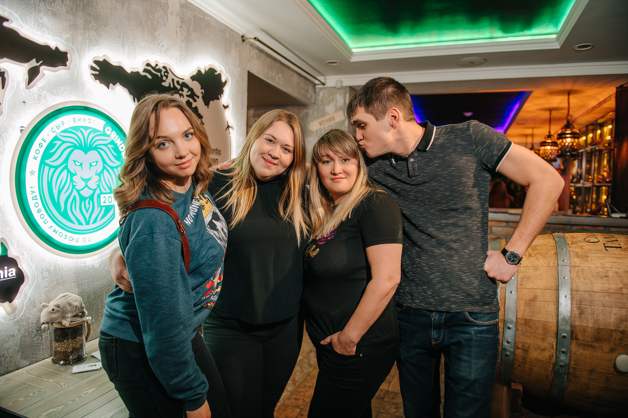 Grinders coffee. Винный безлимит. Фотограф Валерия Голубева (Миронова)