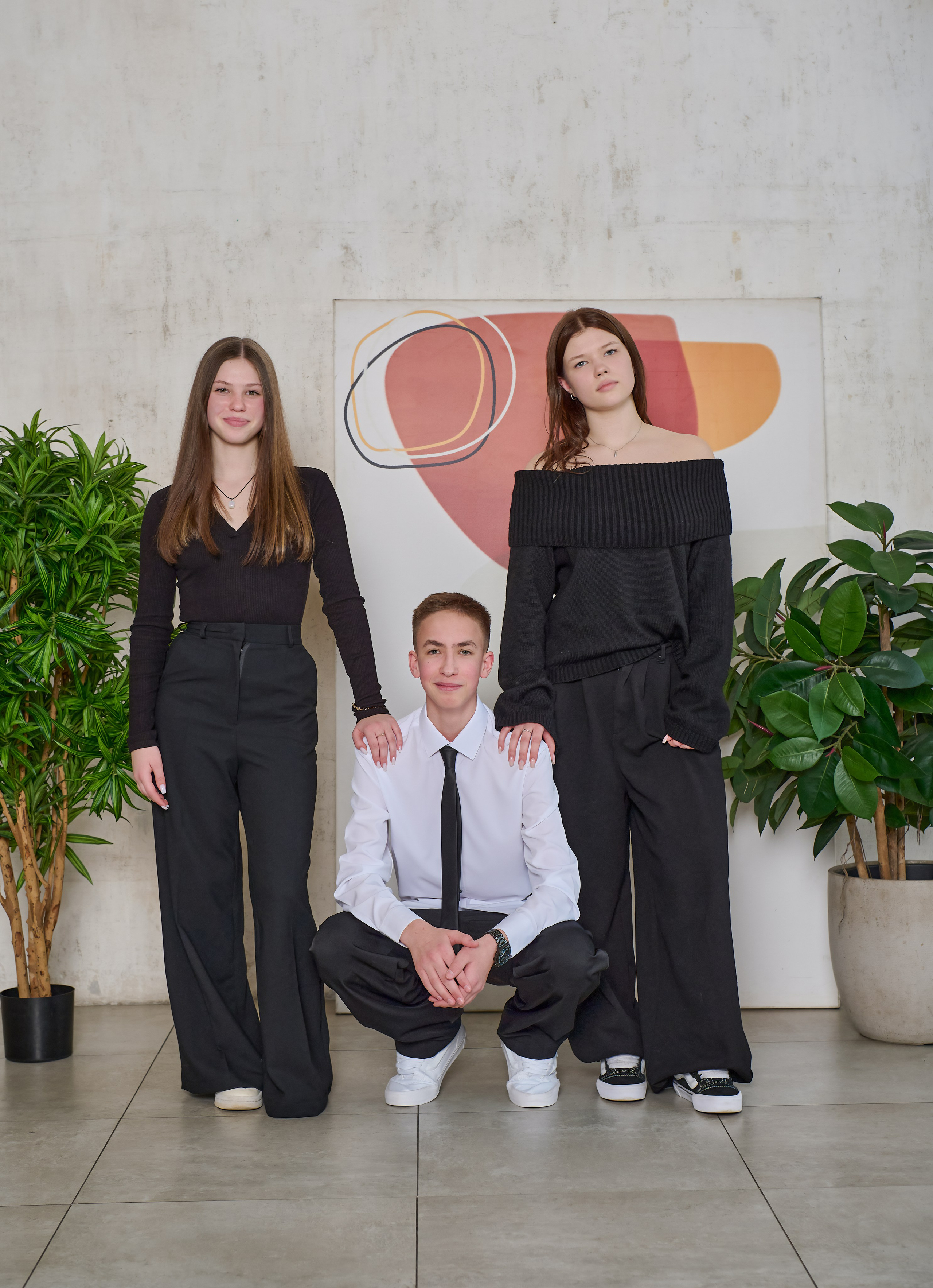 Пример фото выпускников в студии. Детский и семейный фотограф г. Москва Оксана Катаджи