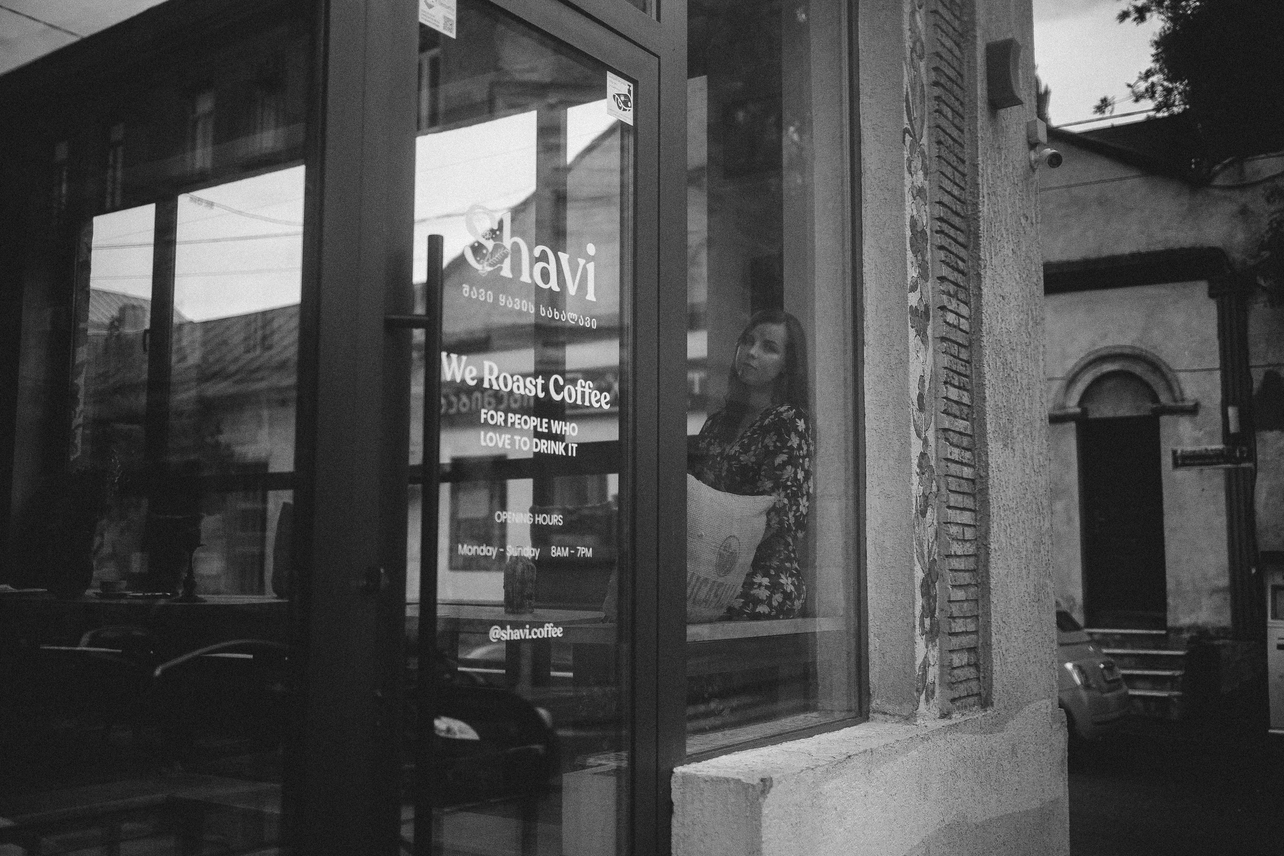 Ангелина / Тбилиси. Фотограф Наталья Гончарова. Снимаю живые портреты в Алматы