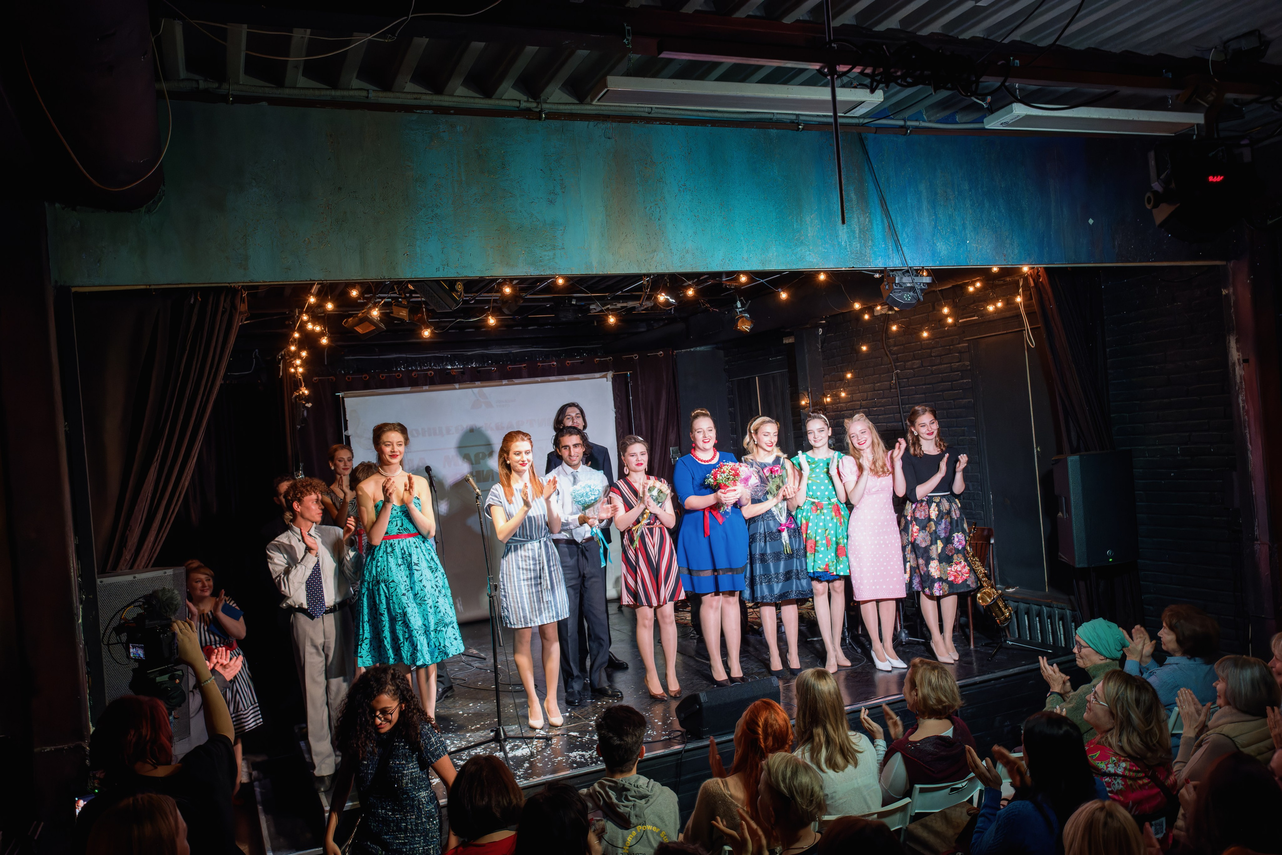 Аркадия театр: на Марсе будут яблони цвести. Сайт фотографа Сергея Абрамова