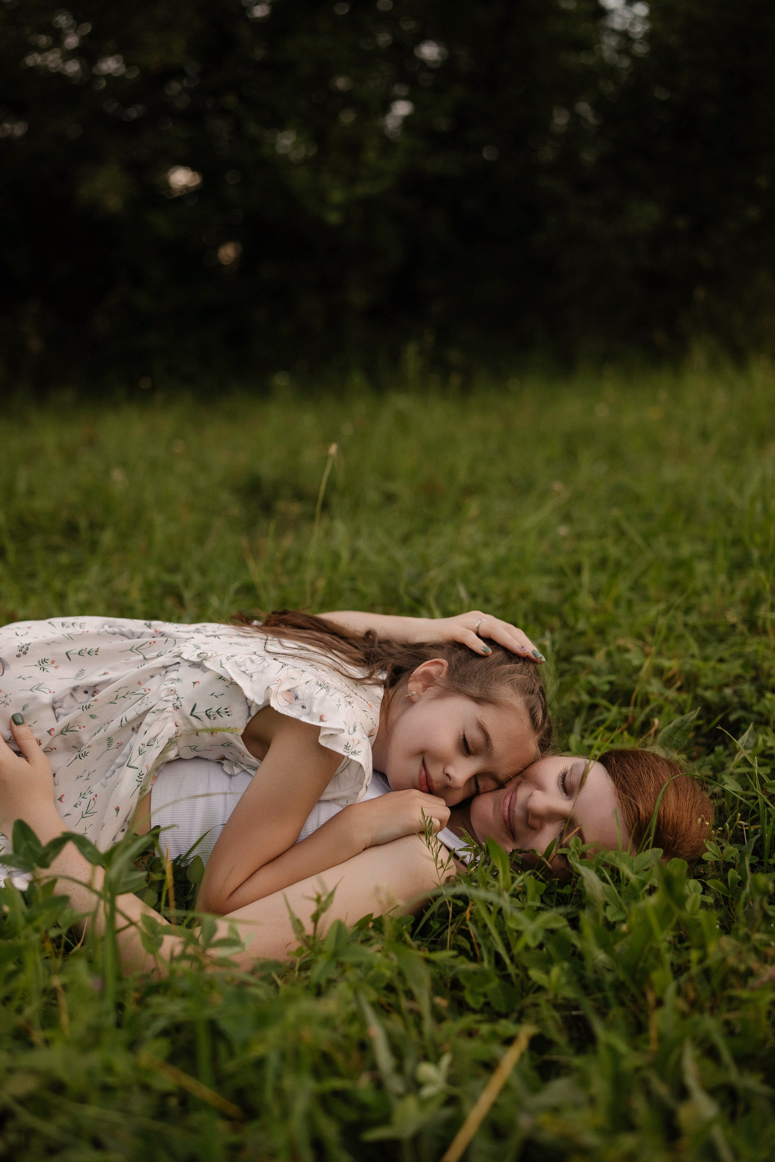 Ира и Ева. Фотограф Катя Весна