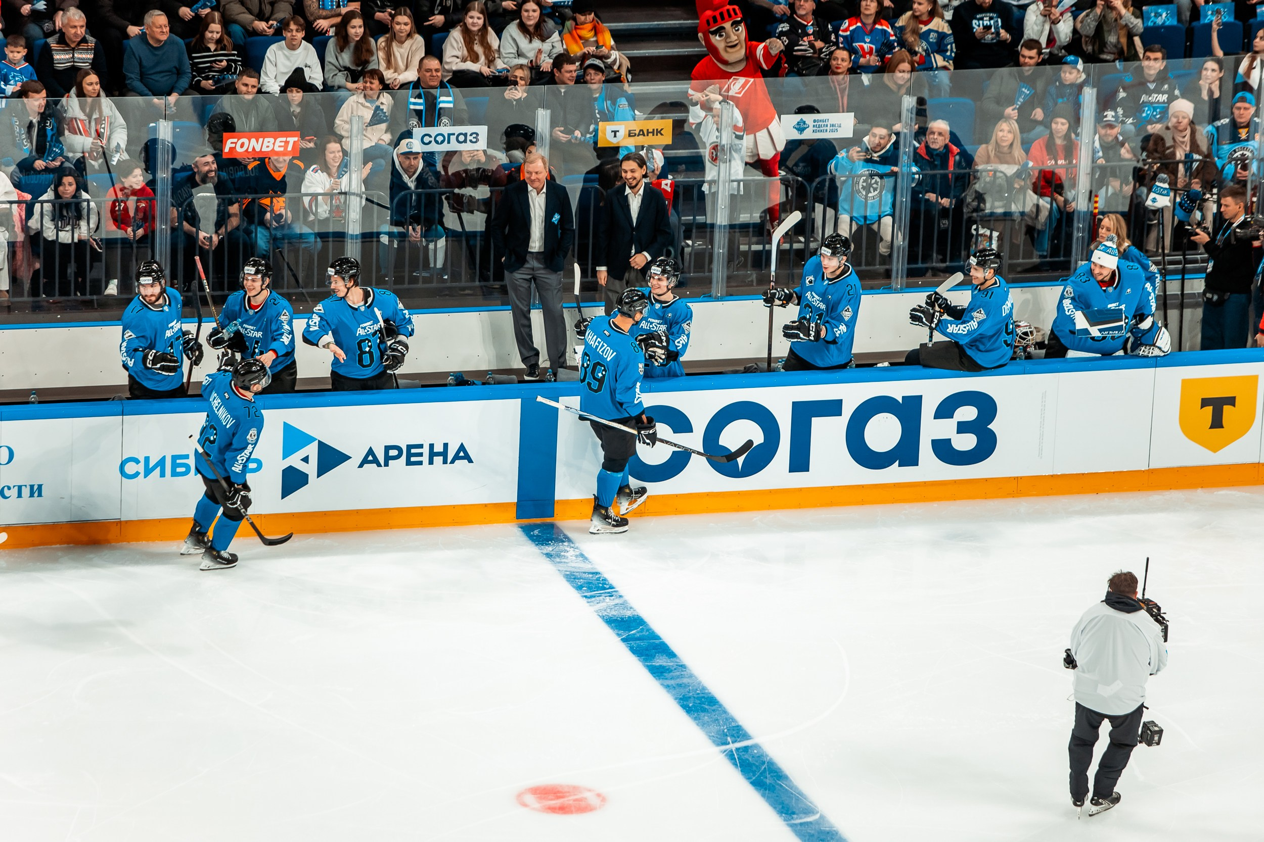 KHL All-Star 2025. Репортажный фотограф в Сочи Дмитрий Ветринский