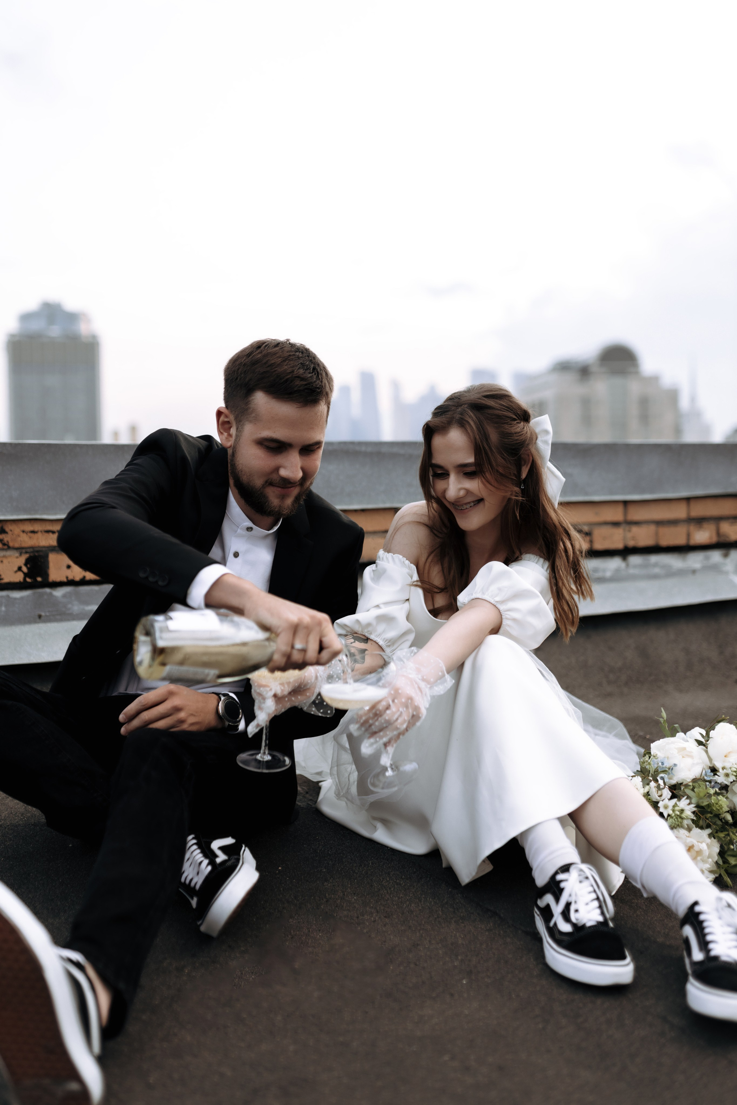 Настя и Никита, крыша. Свадебный фотограф | Москва