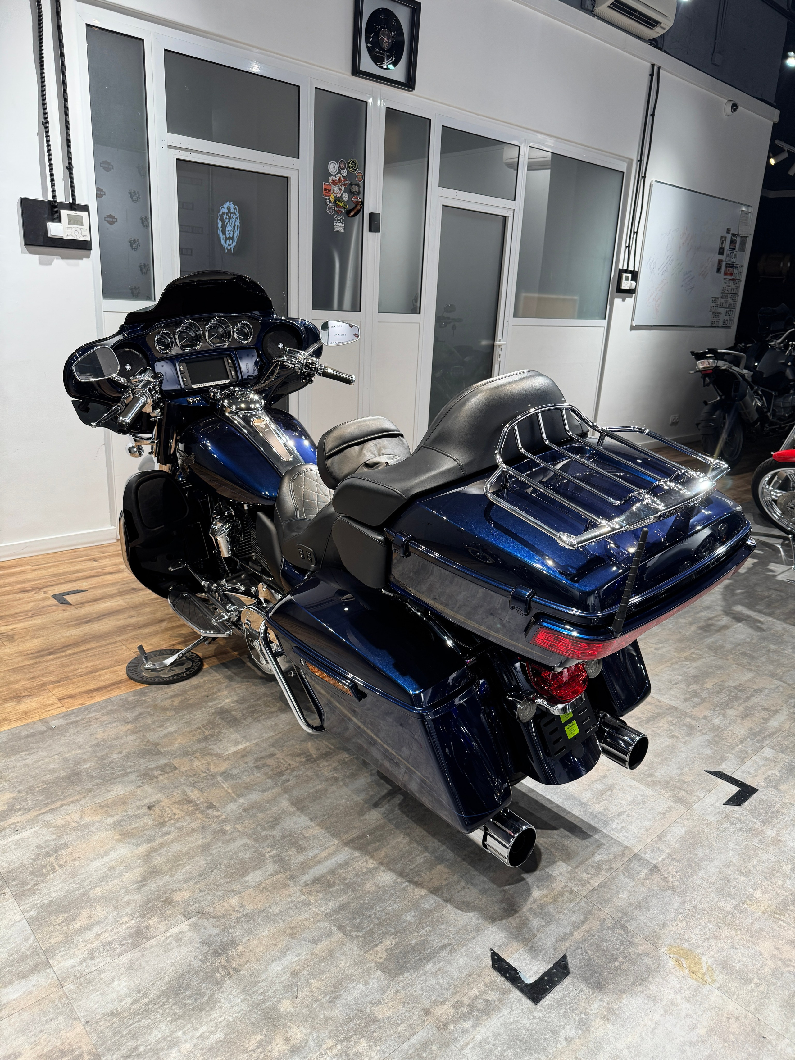 Мотоциклы Harley-Davidson 2018 HD CVO Ultra Limited 115 (Touring)  — купить мотоцикл. Hello Davidson, Москва. Только хорошие мотоциклы…