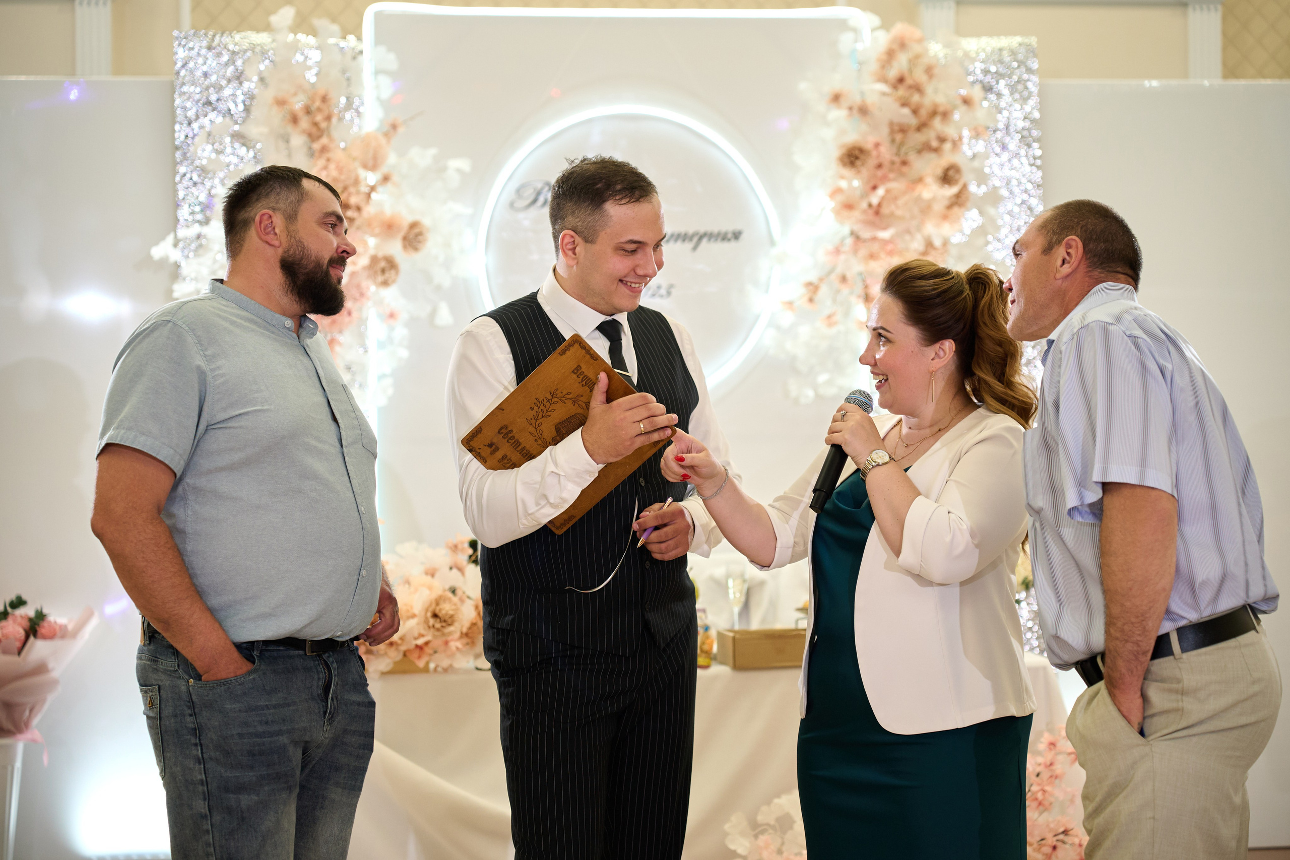 Гибридная съемка свадьбы Виктора и Виктории. Профессиональный фотограф Старый Оскол, Губкин — свадьба, венчание, крещение, юбилей и день рождения