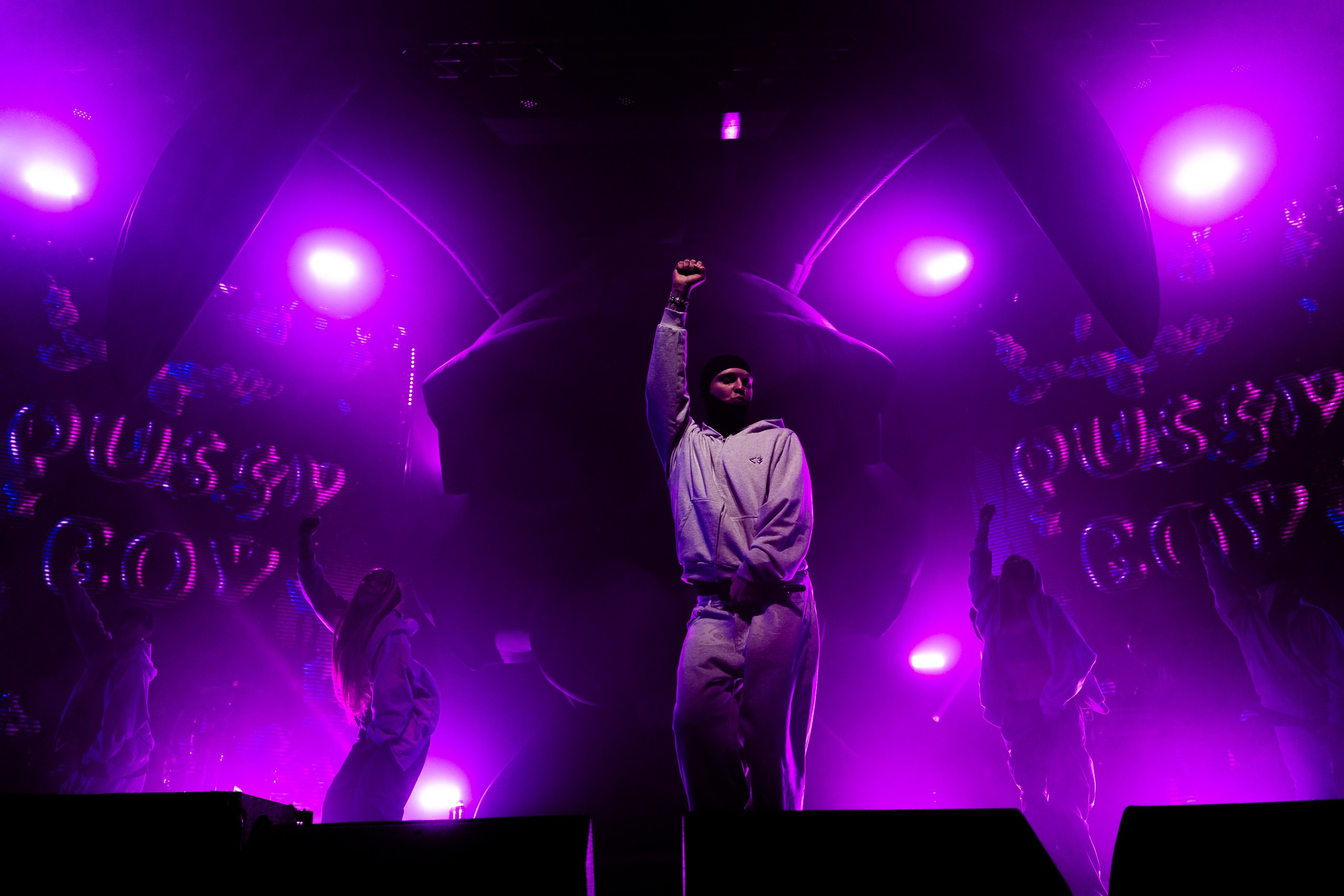 Концерт Егора Крида. Репортажный и портретный фотограф в Нижнем Новгороде Максим Горшков