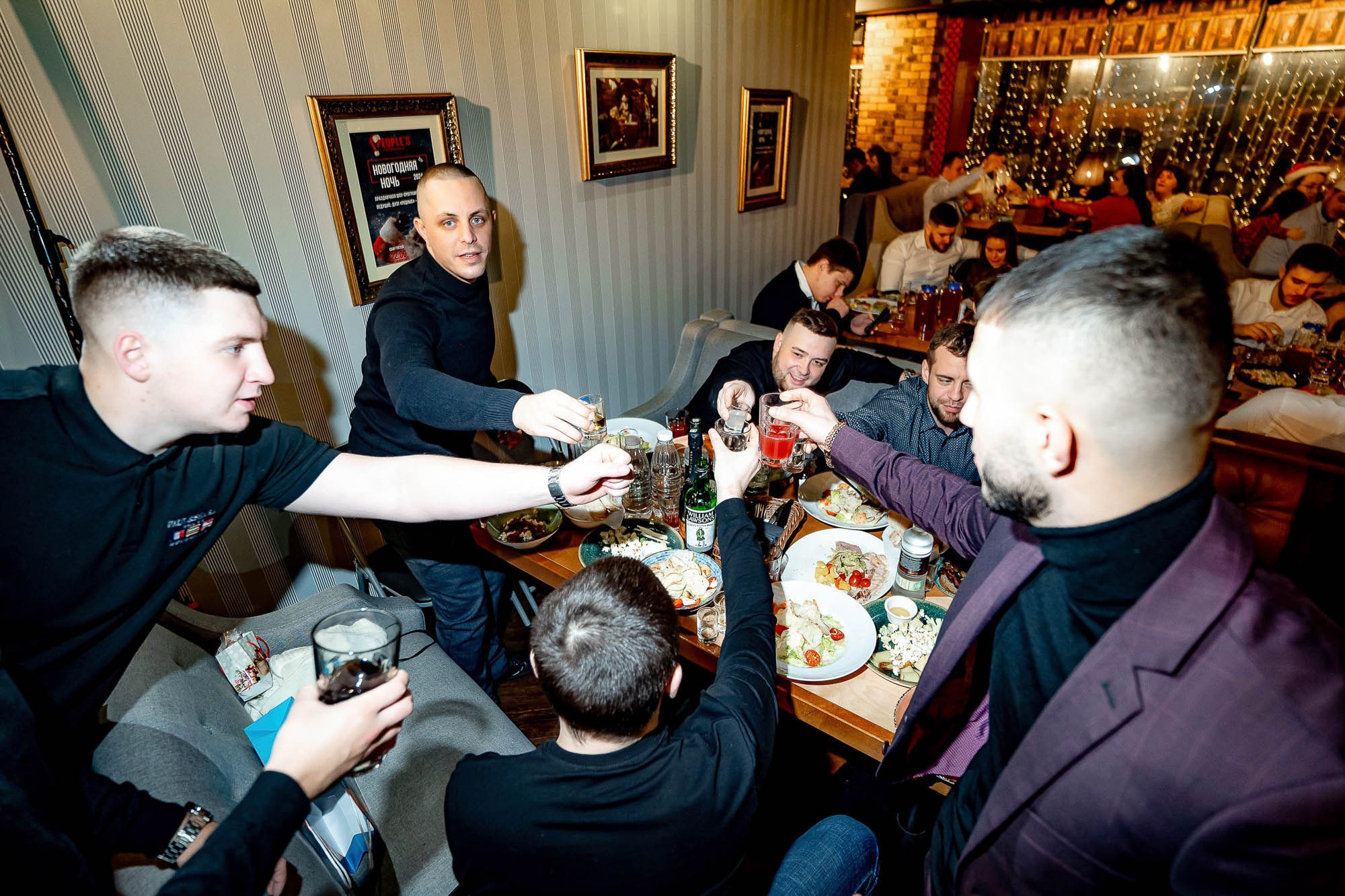 Новый год 2024 в Peoples. Сергей Кошкин. Репортажная и ивент-фотография в Сургуте