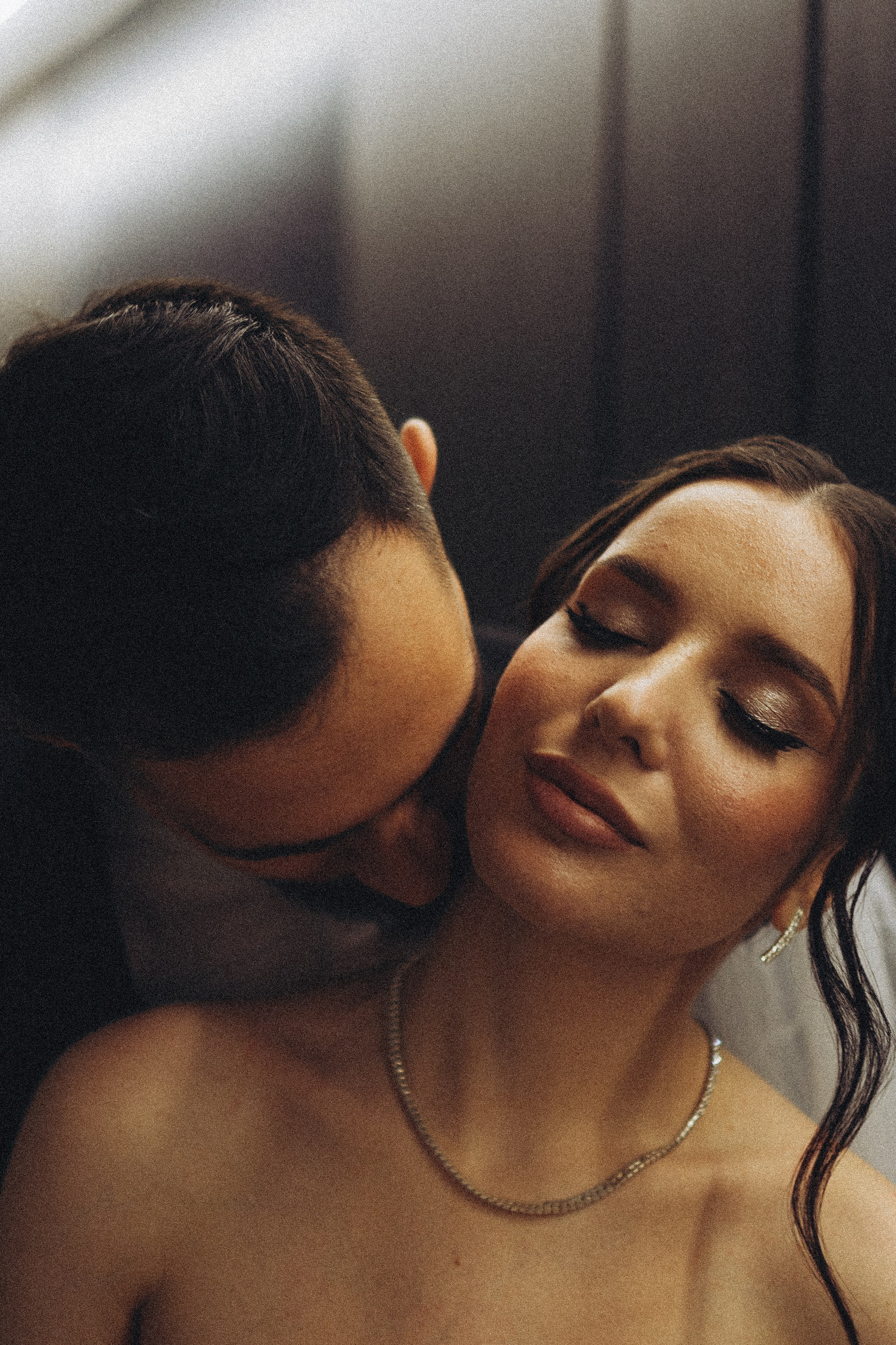 СВАДЕБНАЯ СЬЕМКА СБОРОВ ЖЕНИХА И НЕВЕСТЫ В ОТЕЛЕ И ТАКЖЕ ФОТОСЕССИИЯ В ОТЕЛЕЕ МЕГАПОЛИС БРЯНСК. Профессиональный фотограф, Санкт-Петербург — Виктория Богомолова