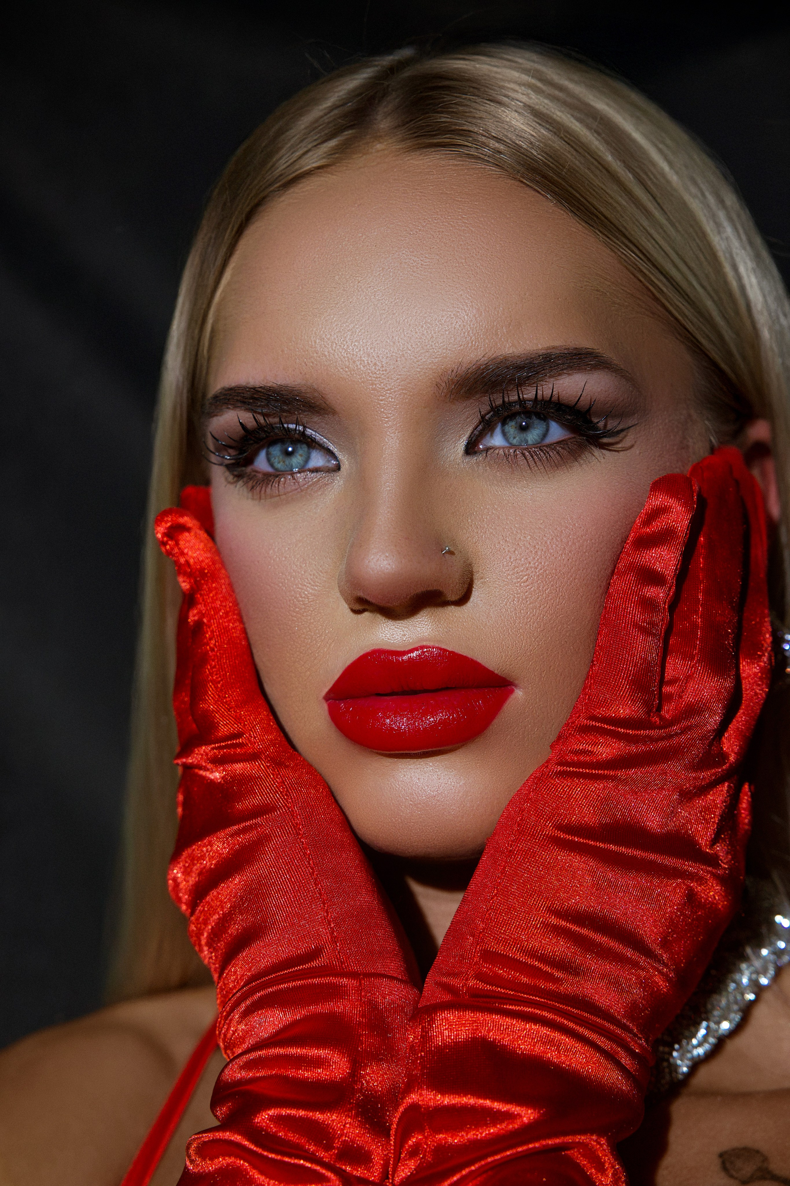 Девушки. Женский и свадебный фотограф в Санкт-Петербурге Элизабет Ланцова. Будуарные съемки, свадебные съемки, лавстори, контент-съемка