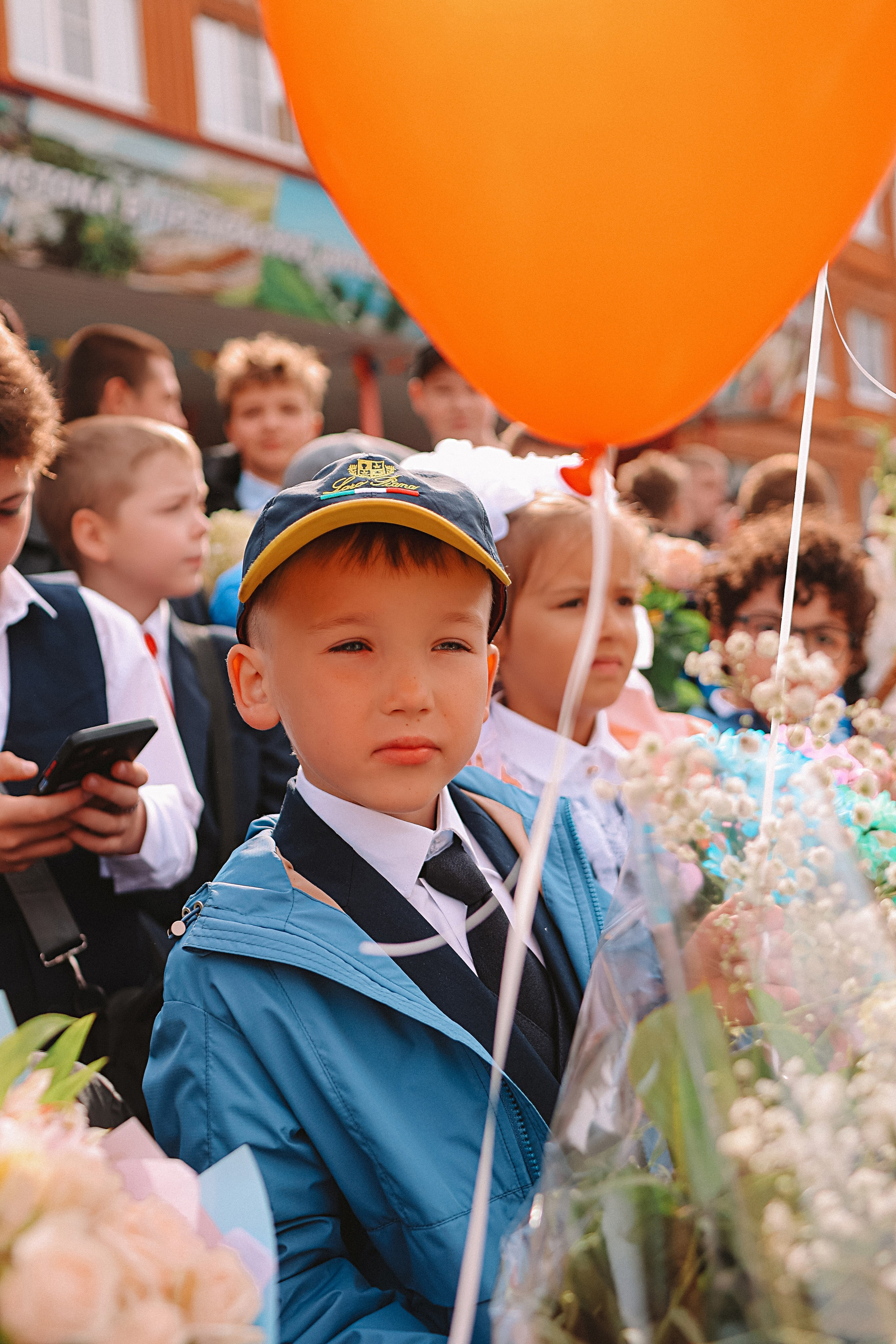 1 сентября линейка+кл час+портреты. Семейный фотограф Тюмень, фотограф на роды Салмина Мария
